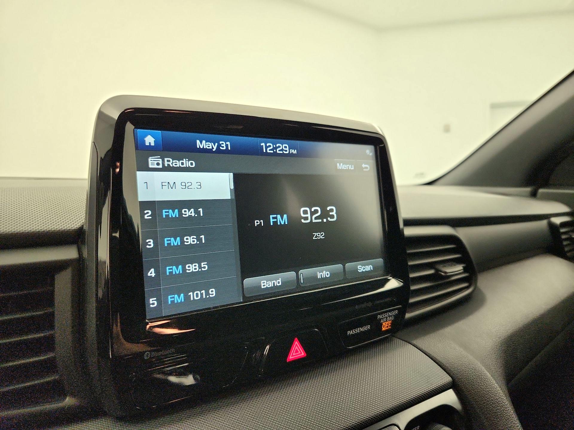 Thumbnail: 2020 Hyundai Veloster - 15