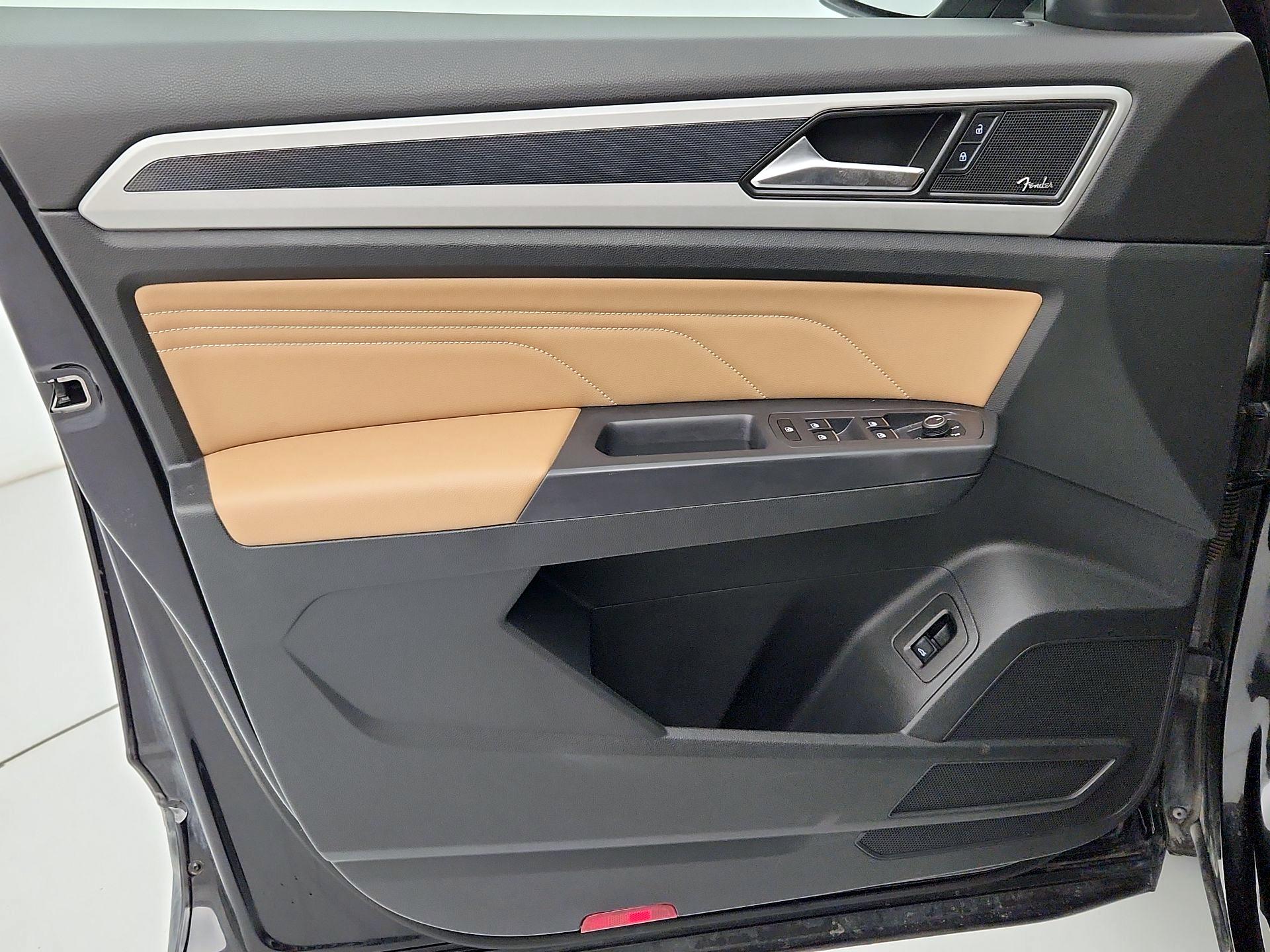 Thumbnail: 2021 Volkswagen Atlas - 12