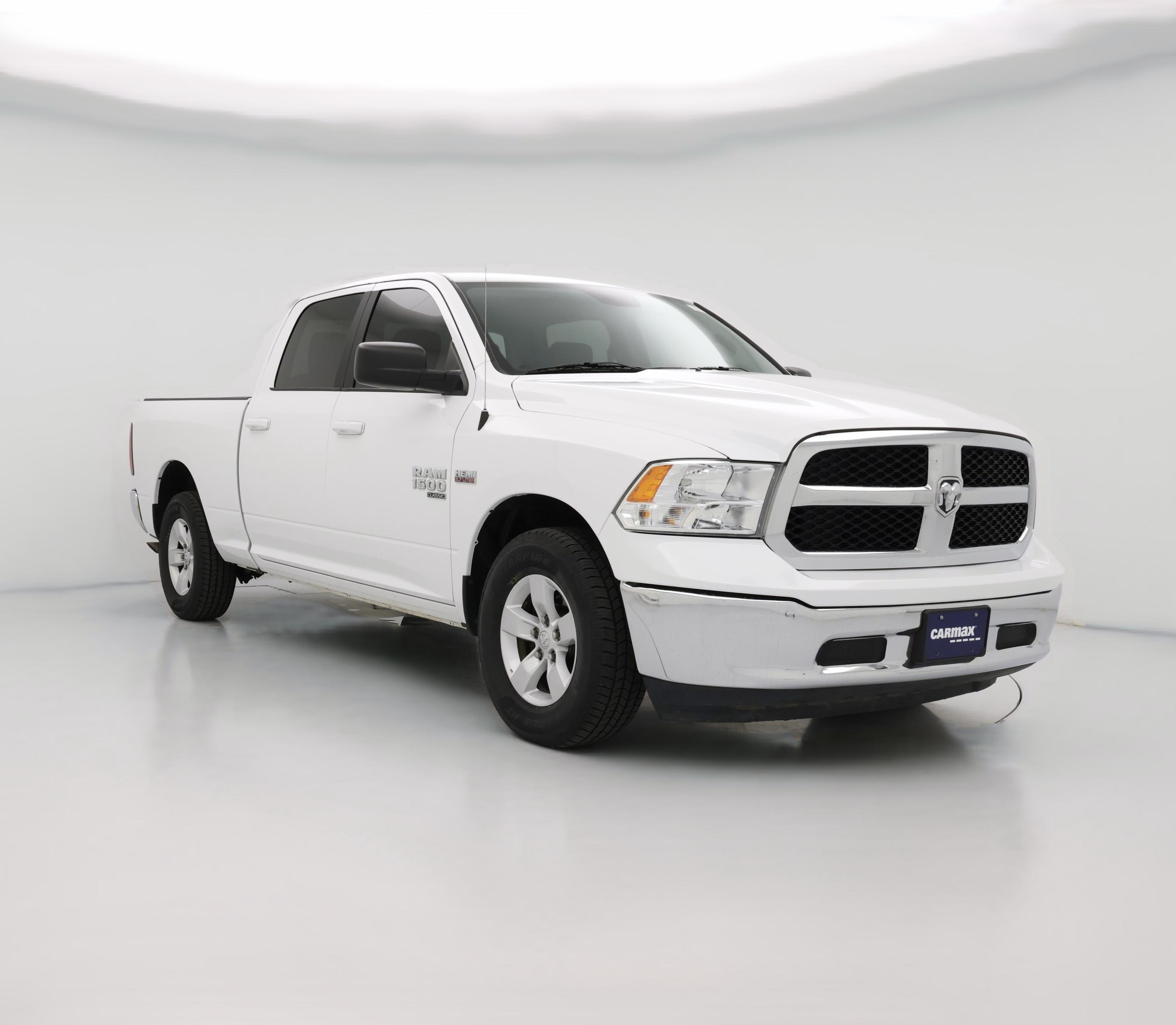 Thumbnail: 2021 RAM 1500 Classic - 1