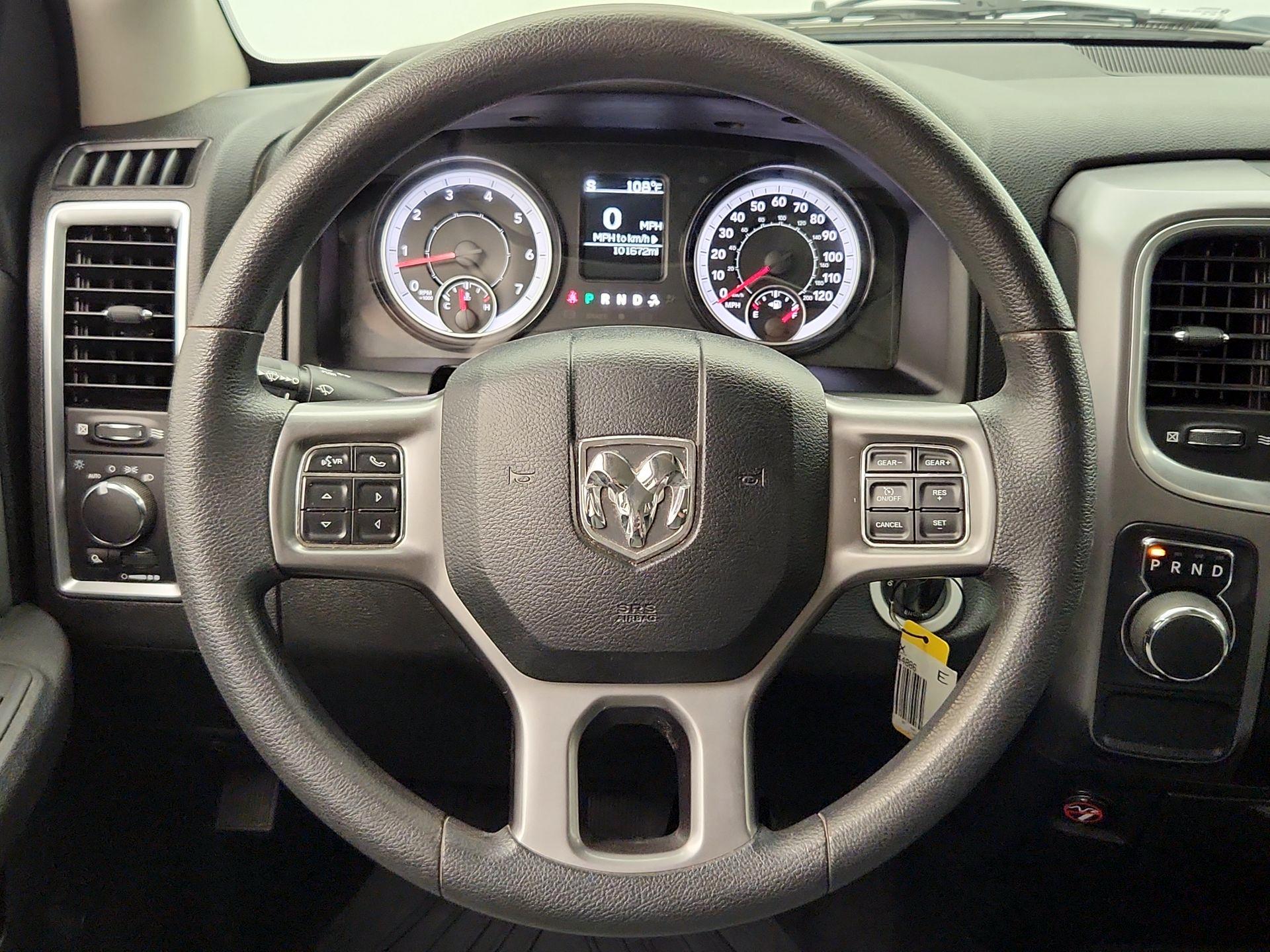Thumbnail: 2021 RAM 1500 Classic - 10