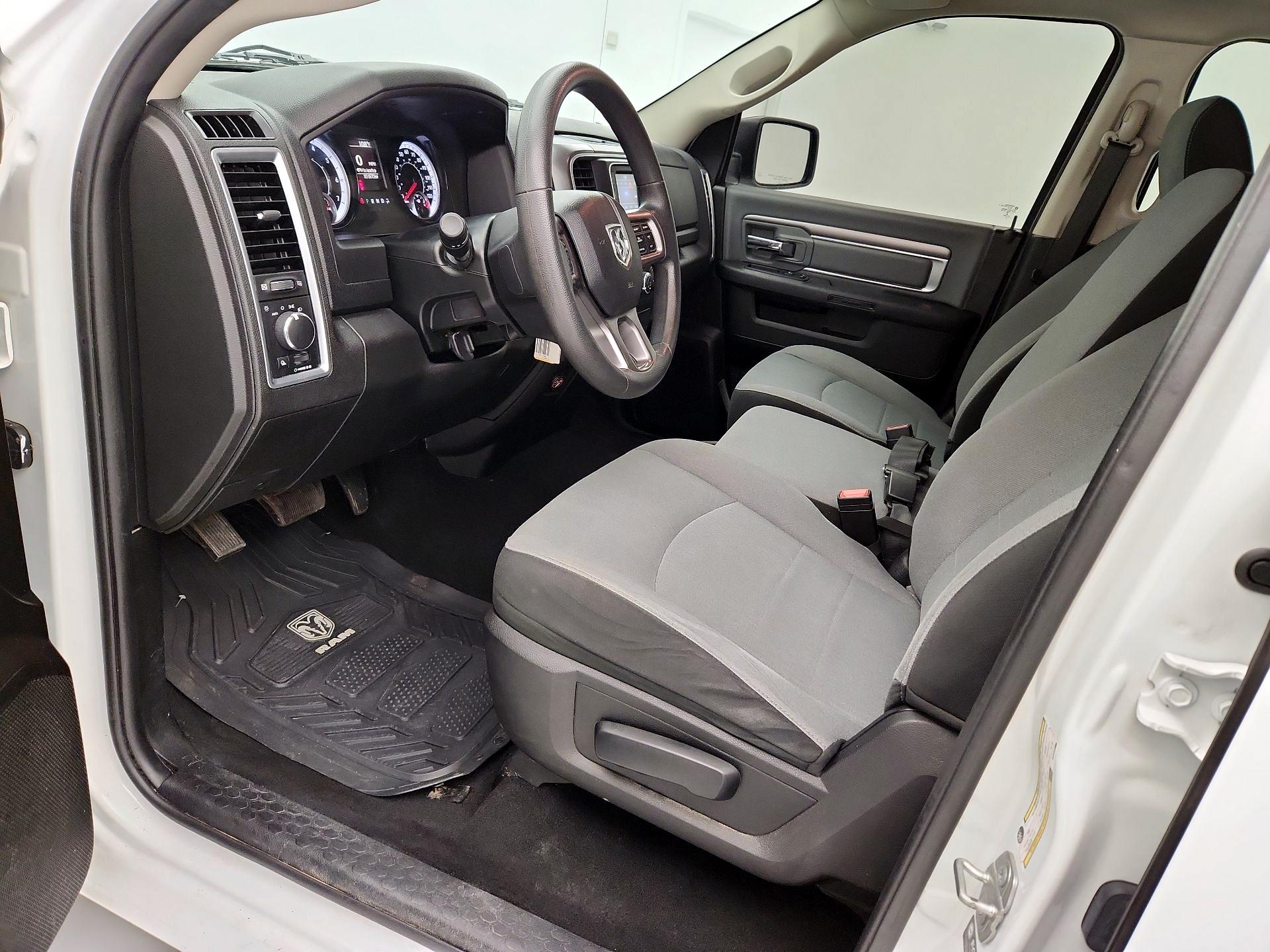 Thumbnail: 2021 RAM 1500 Classic - 11