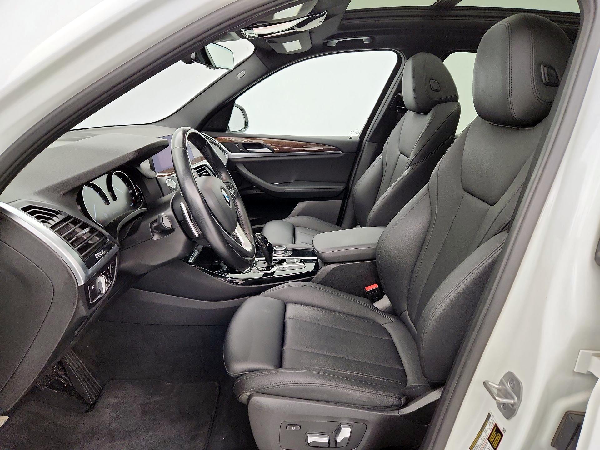 Thumbnail: 2021 BMW X3 - 11