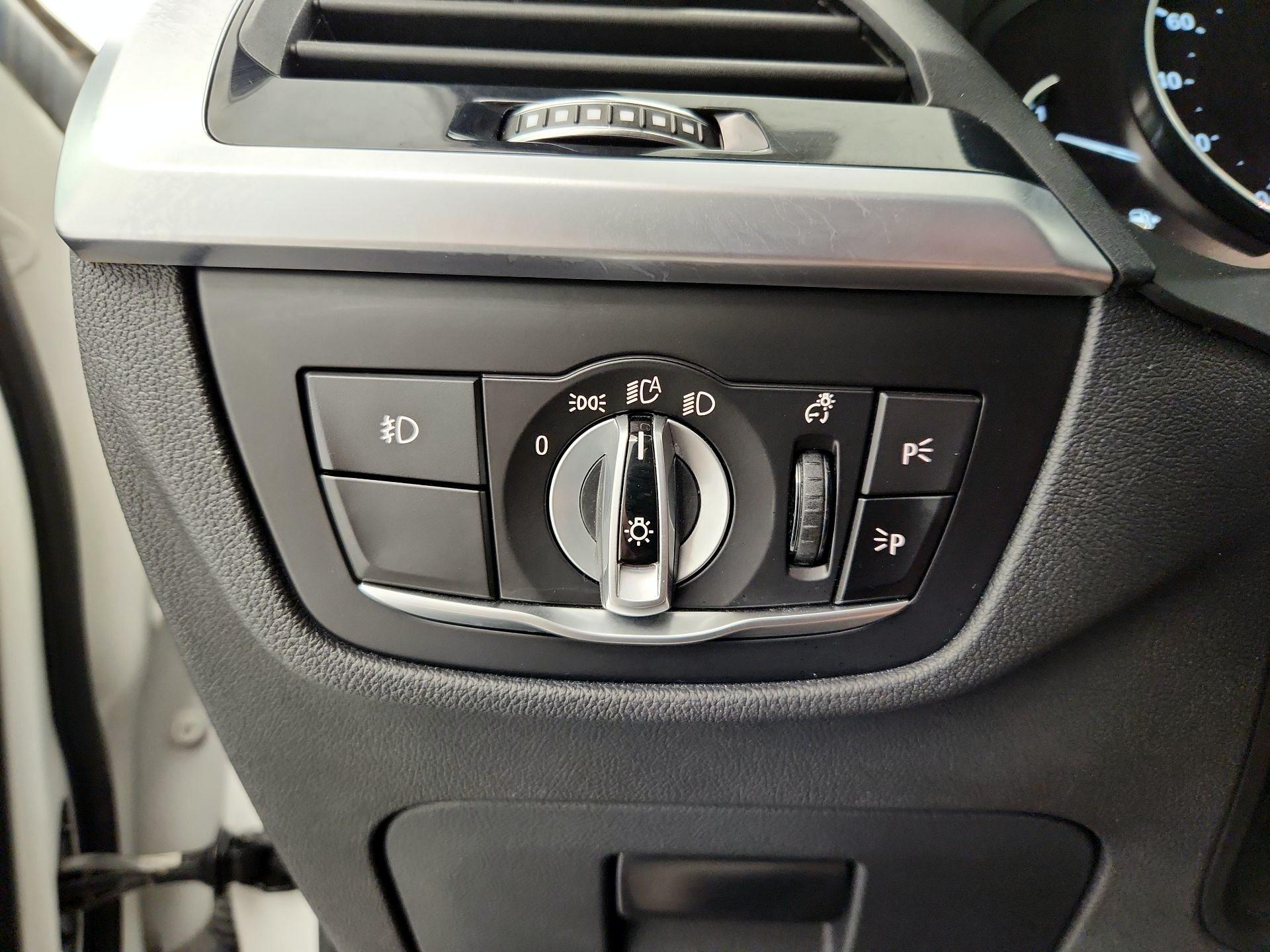 Thumbnail: 2021 BMW X3 - 13