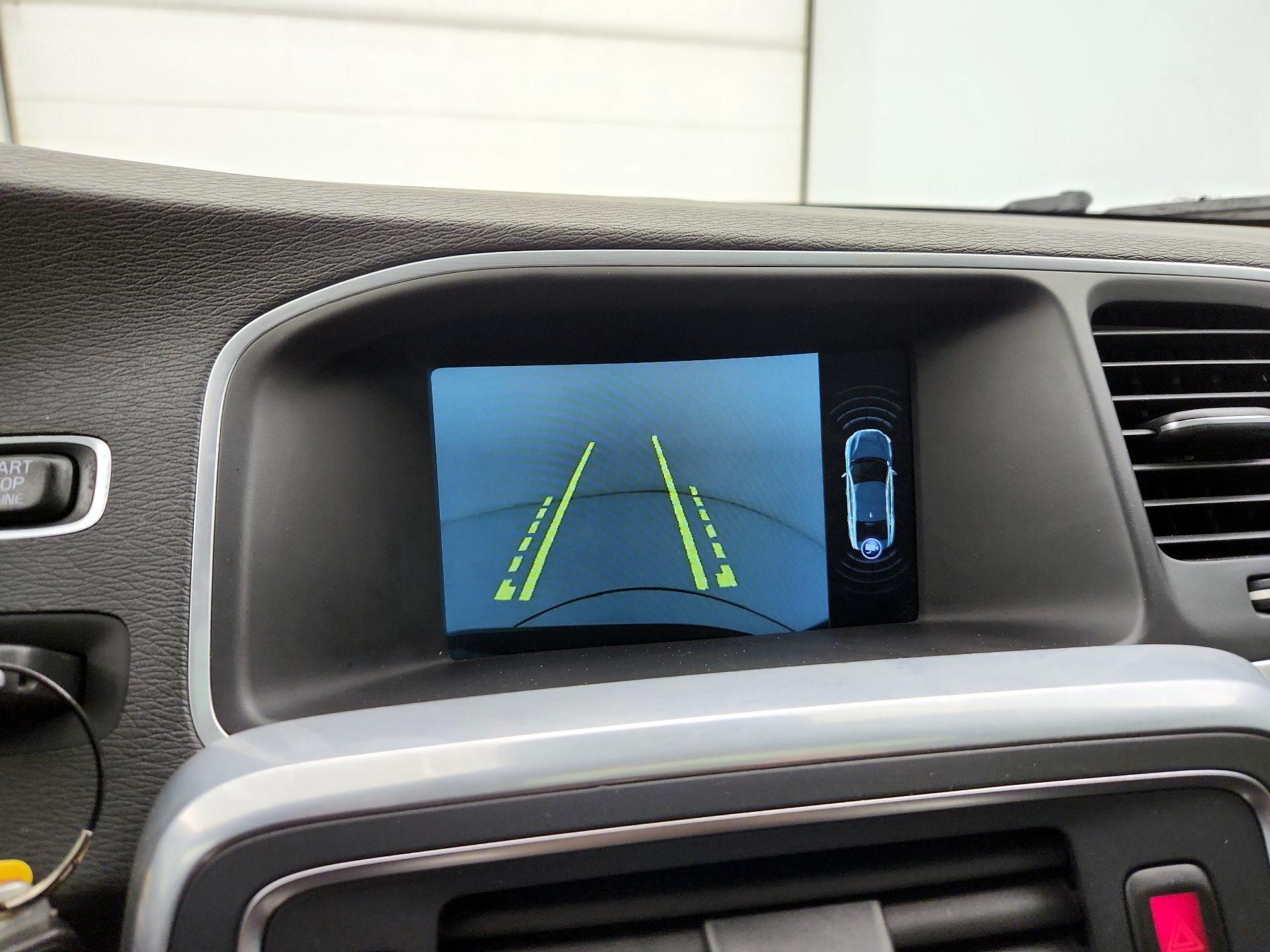 Thumbnail: 2016 Volvo S60 - 14