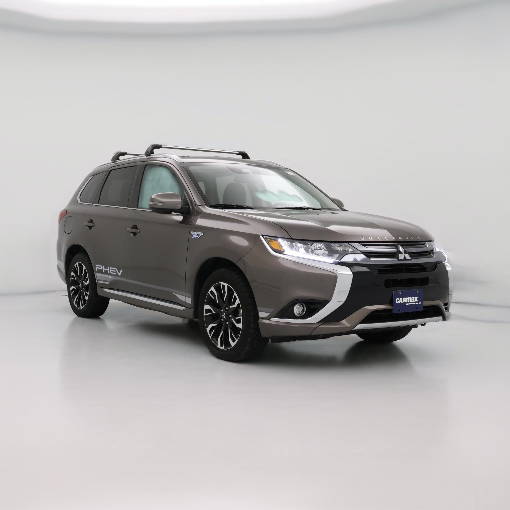 Thumbnail: 2018 Mitsubishi Outlander - 1