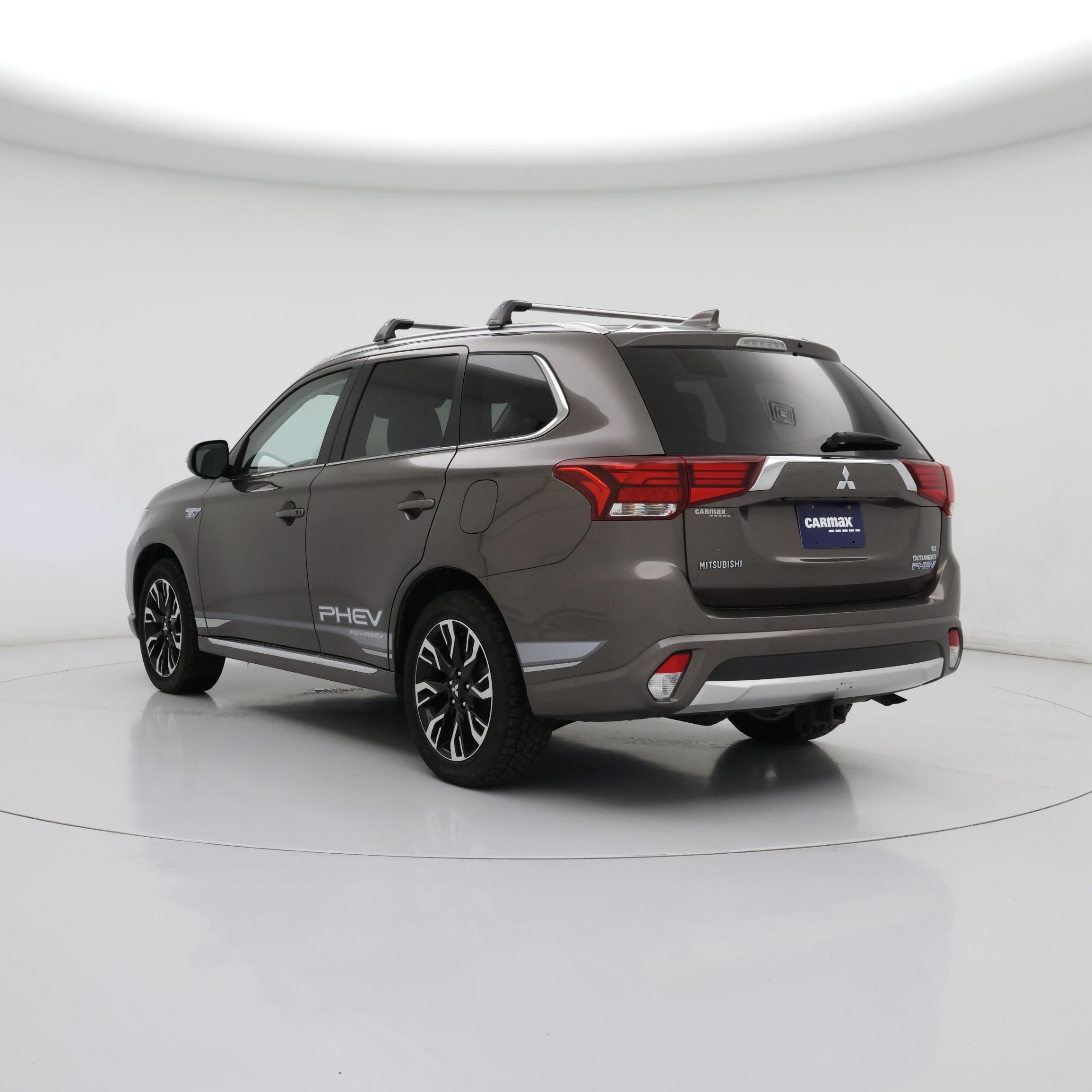 Thumbnail: 2018 Mitsubishi Outlander - 2