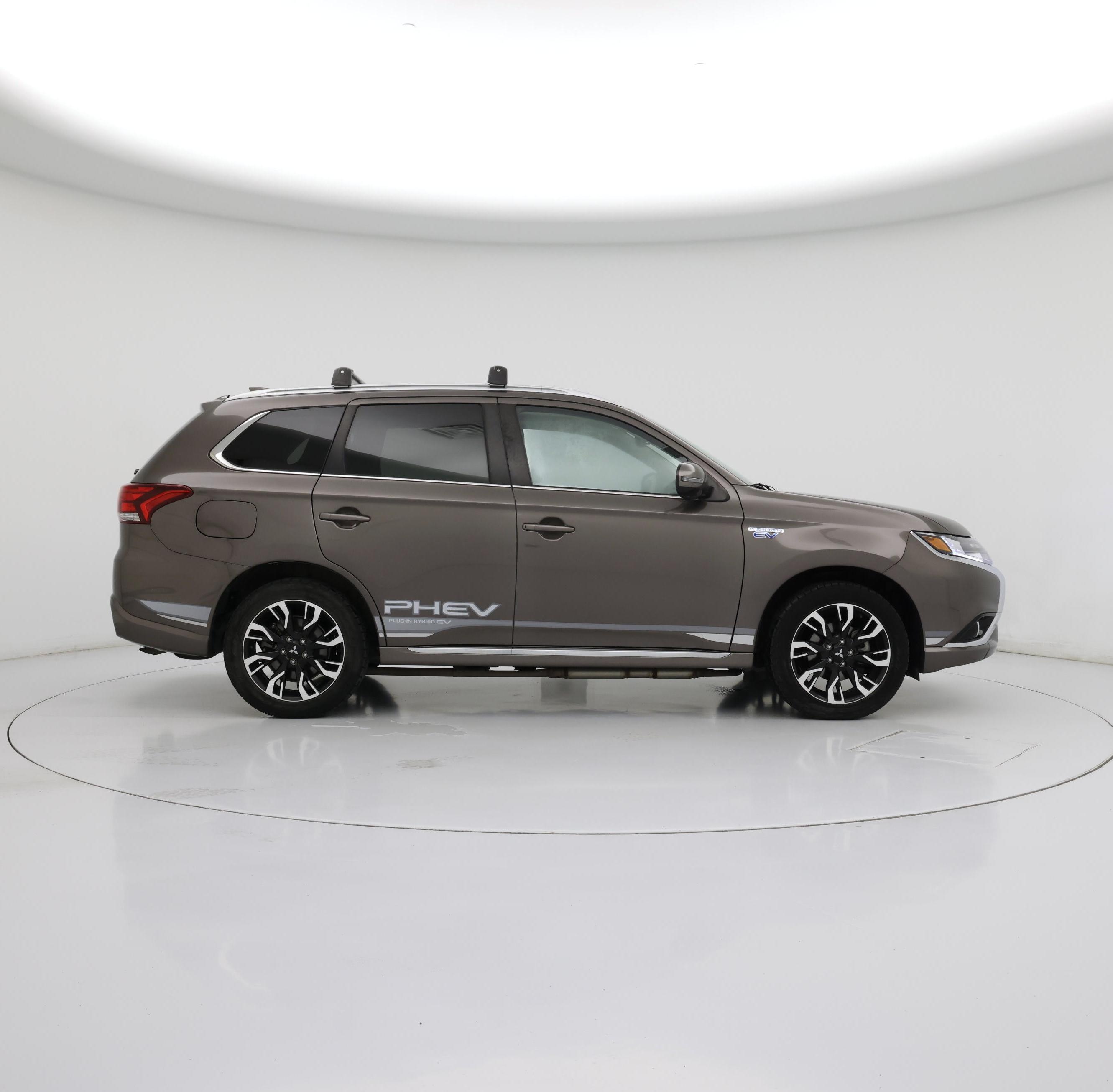 Thumbnail: 2018 Mitsubishi Outlander - 7