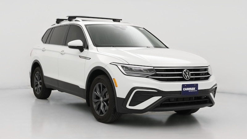 2022 Volkswagen Tiguan SE Hero Image