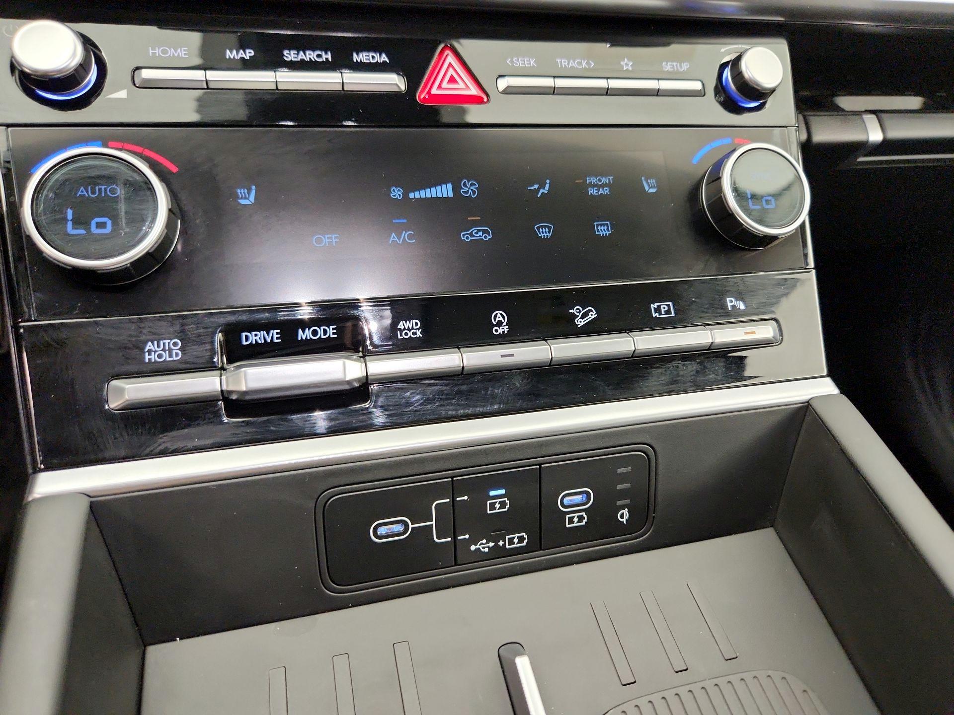 Thumbnail: 2025 Hyundai Santa Fe - 16