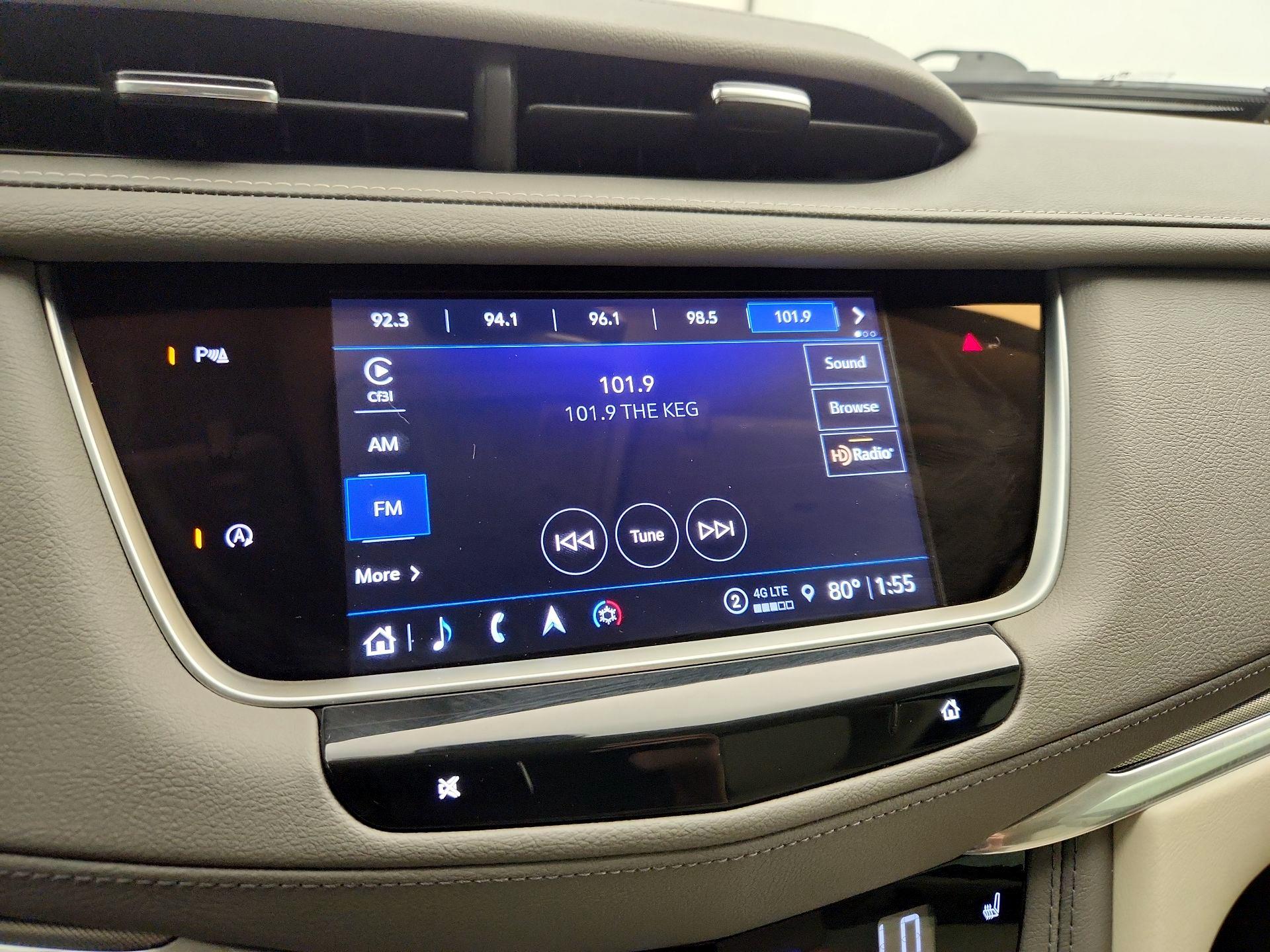 Thumbnail: 2023 Cadillac XT5 - 15