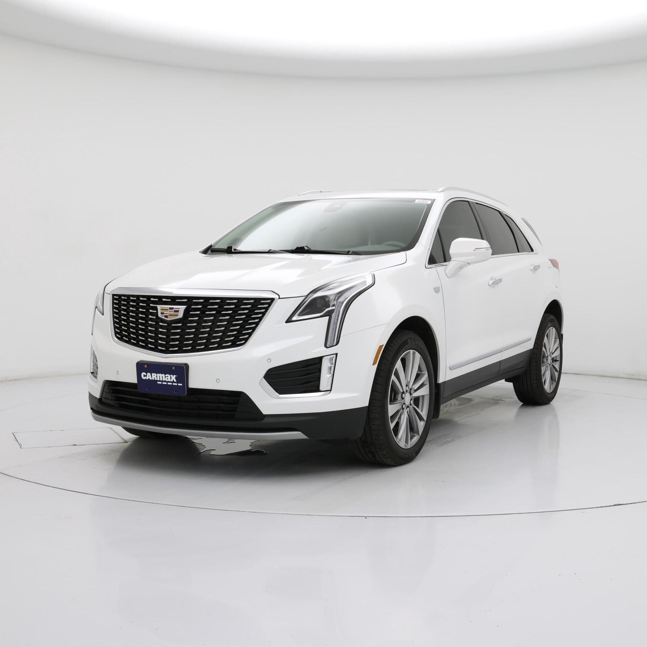 Thumbnail: 2023 Cadillac XT5 - 4