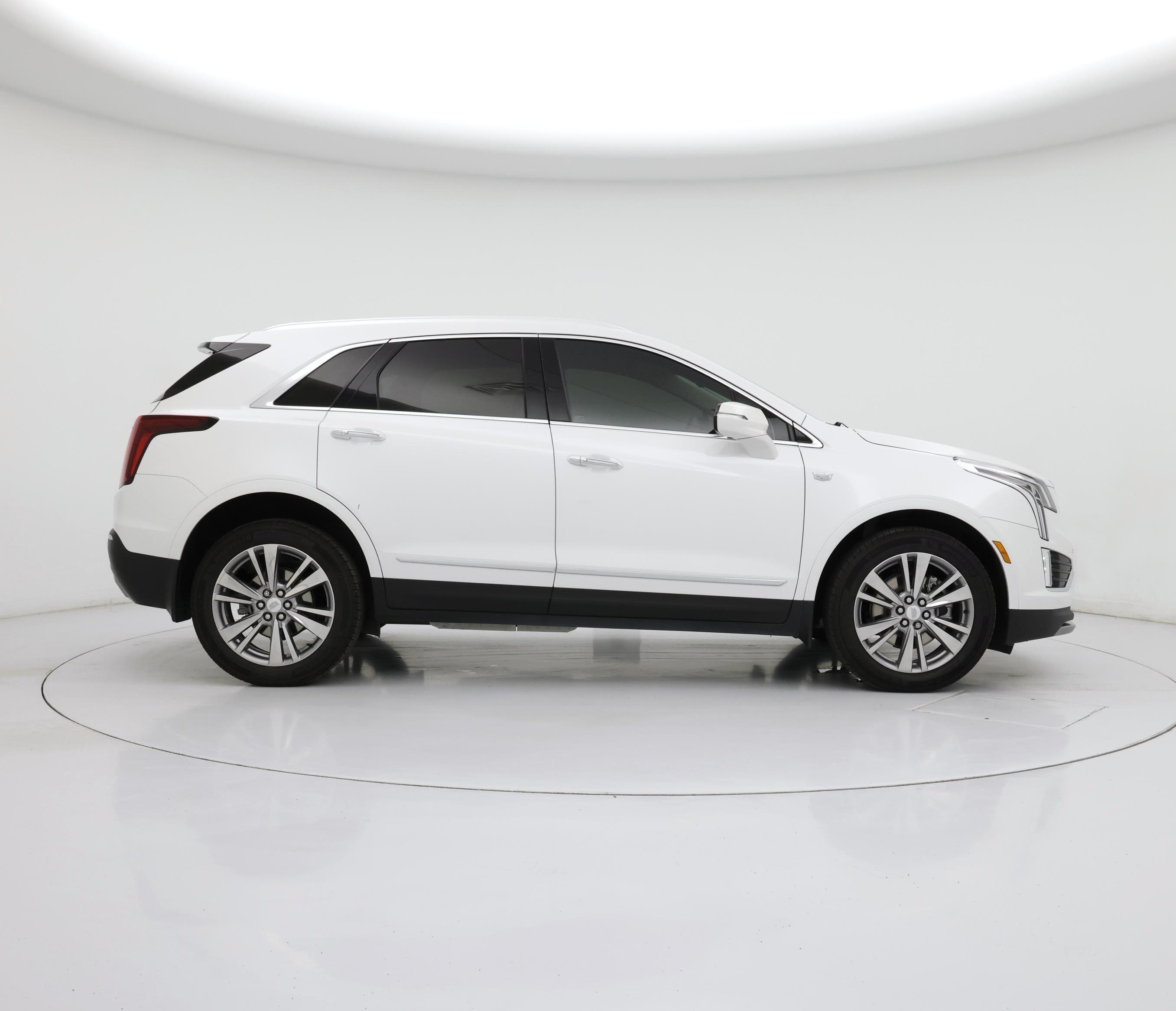 Thumbnail: 2023 Cadillac XT5 - 7