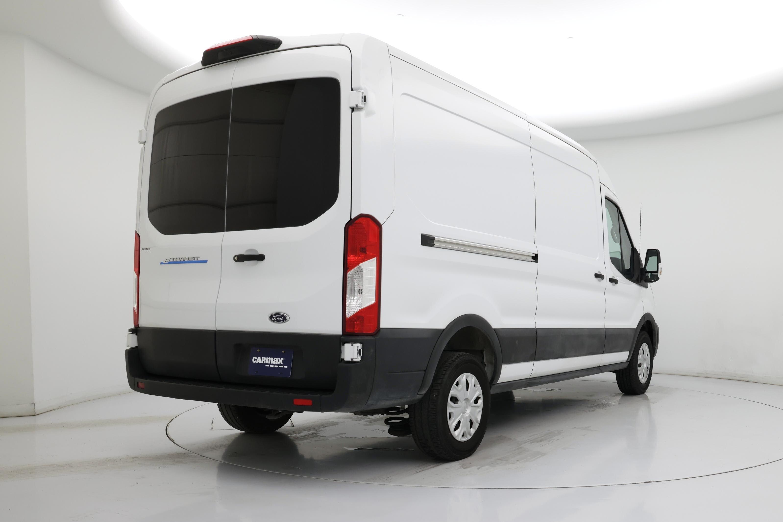 Thumbnail: 2023 Ford Econoline - 8