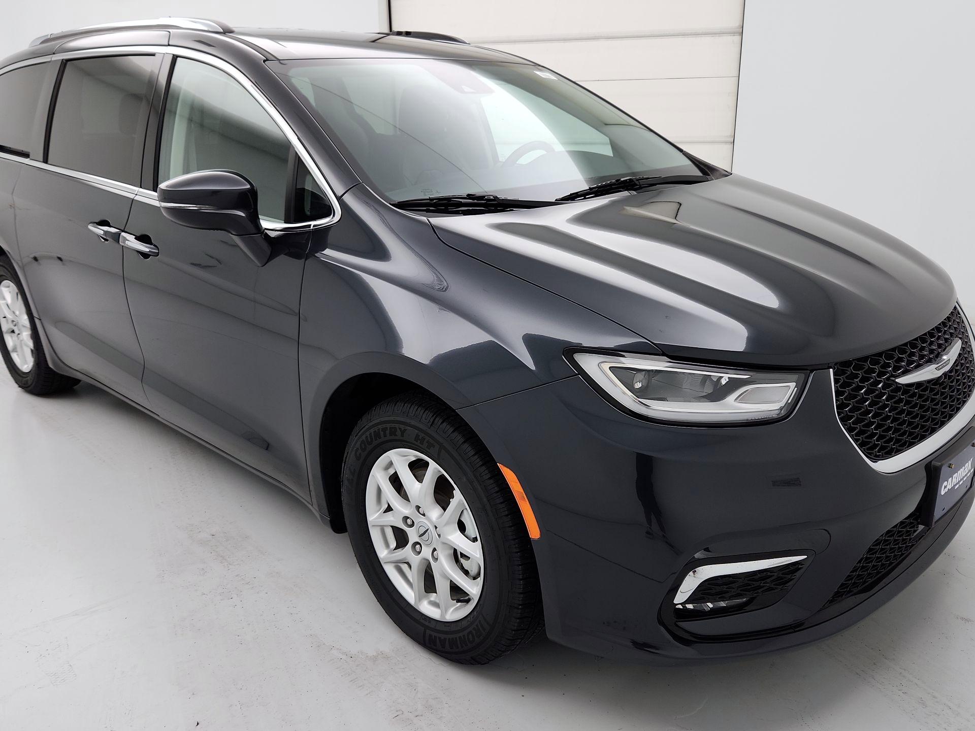 Thumbnail: 2021 Chrysler Pacifica - 1