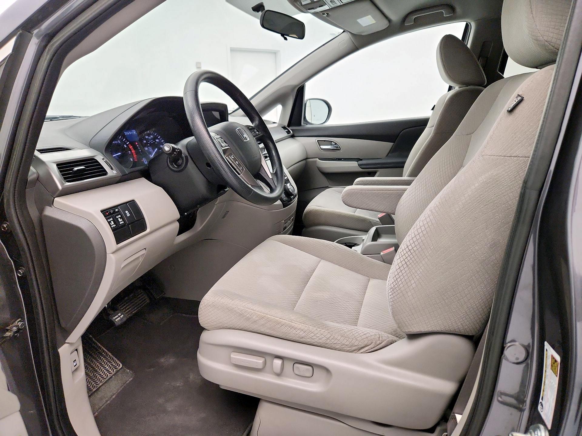 Thumbnail: 2016 Honda Odyssey - 11