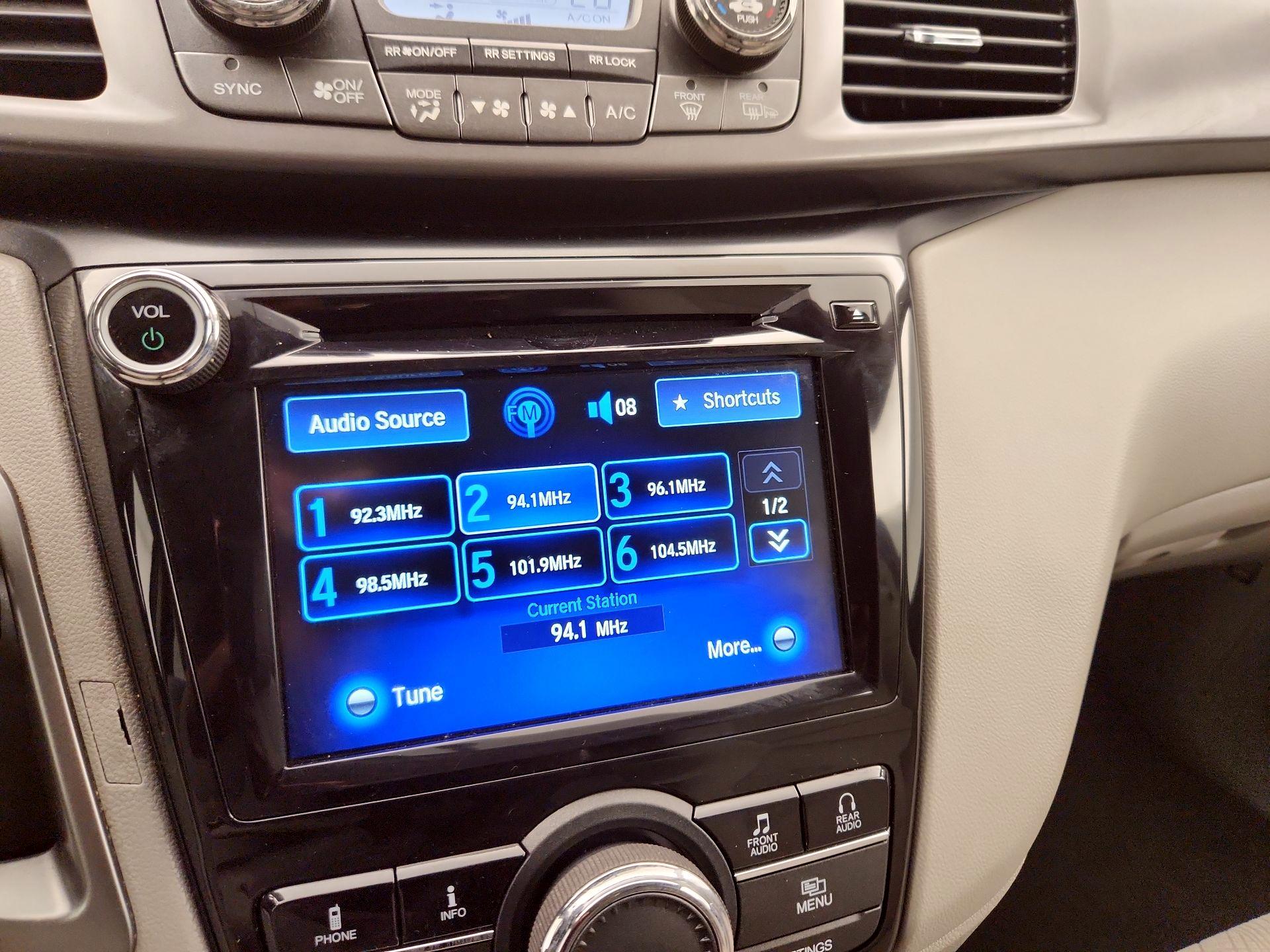 Thumbnail: 2016 Honda Odyssey - 15