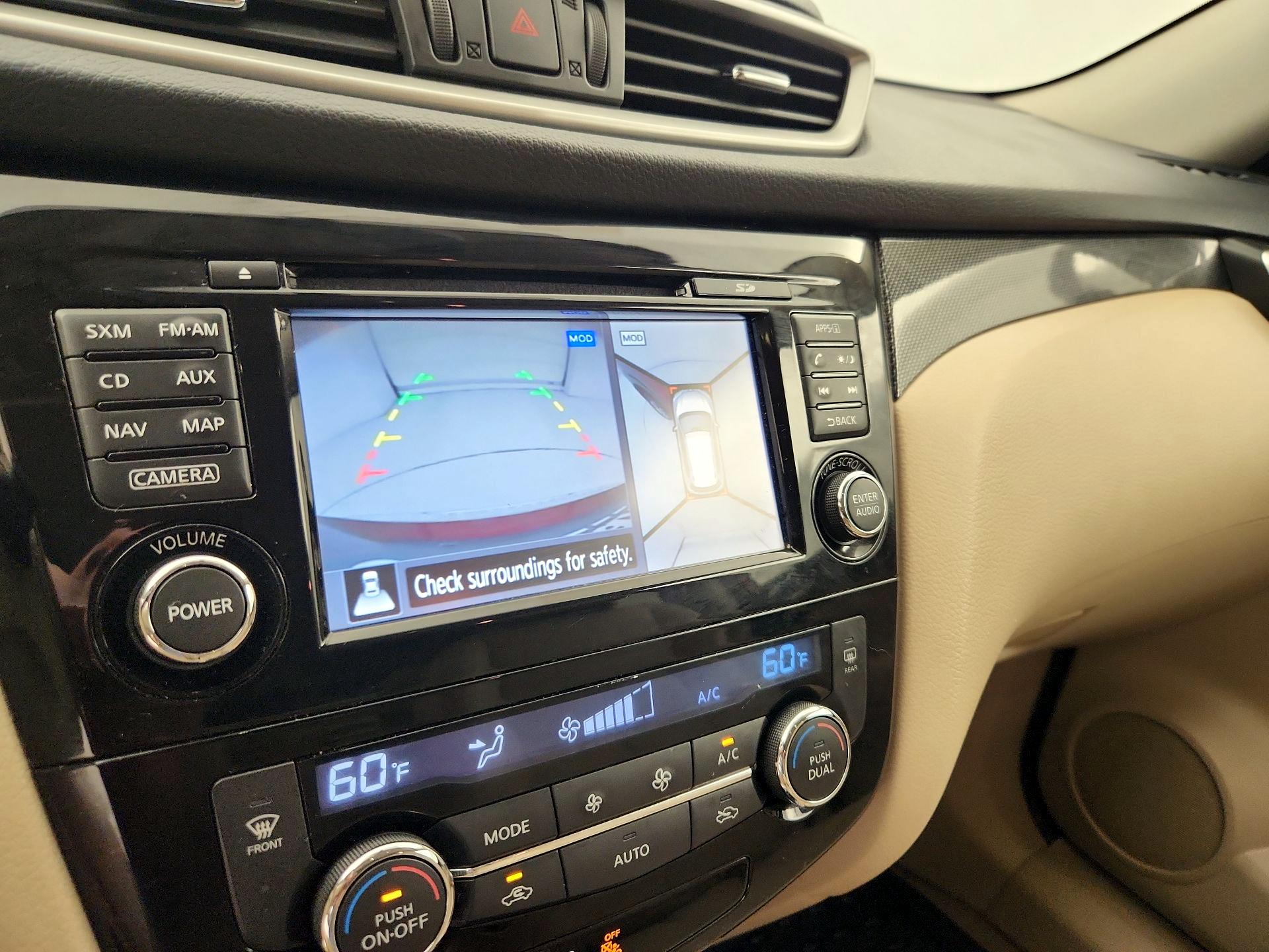 Thumbnail: 2015 Nissan Rogue - 15