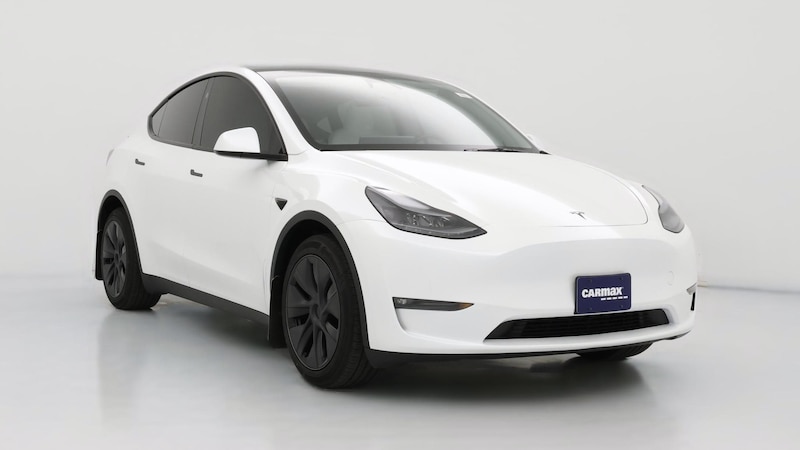 2025 Tesla Model Y Long Range Hero Image