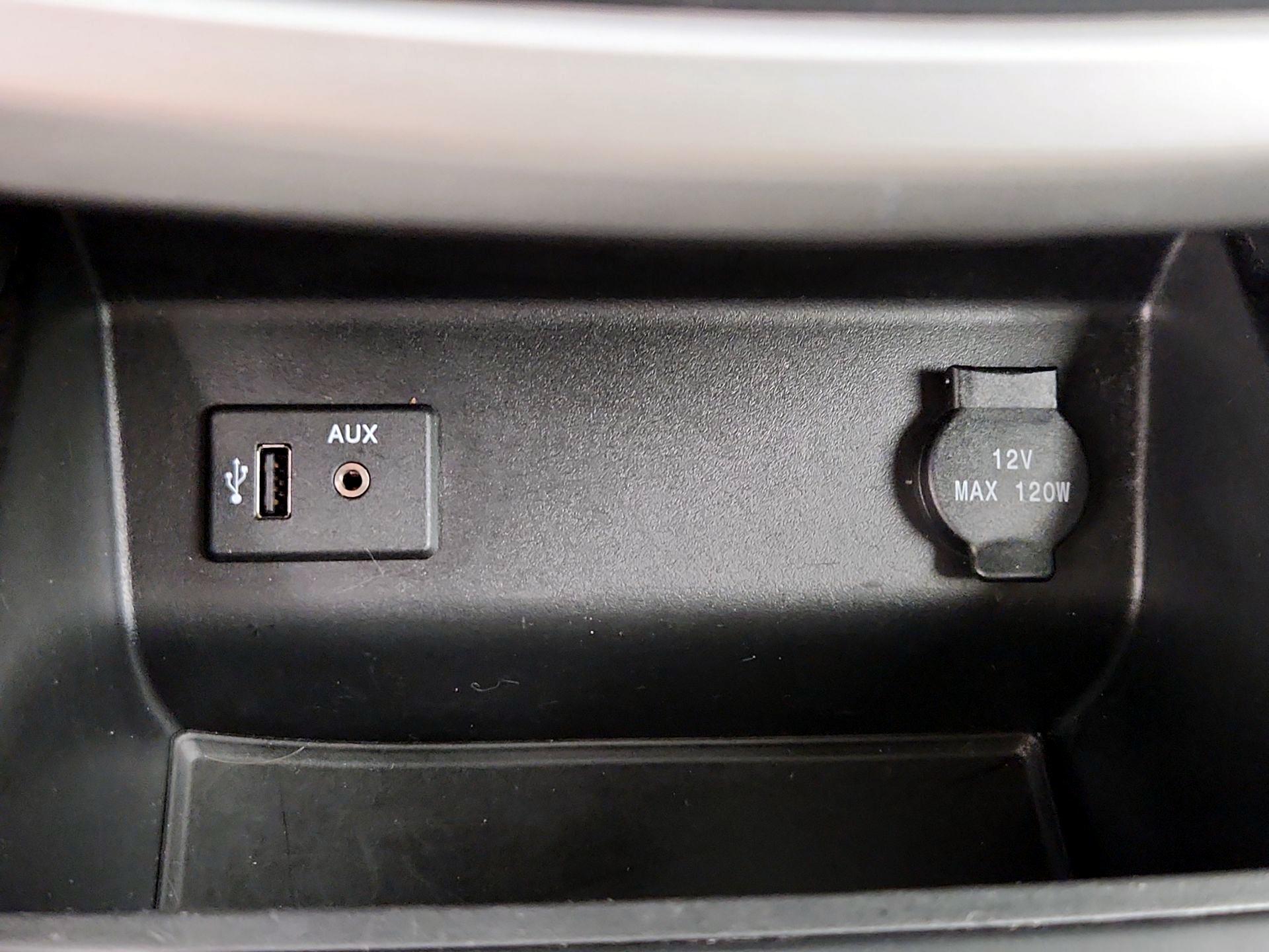 Thumbnail: 2016 Nissan Altima - 18