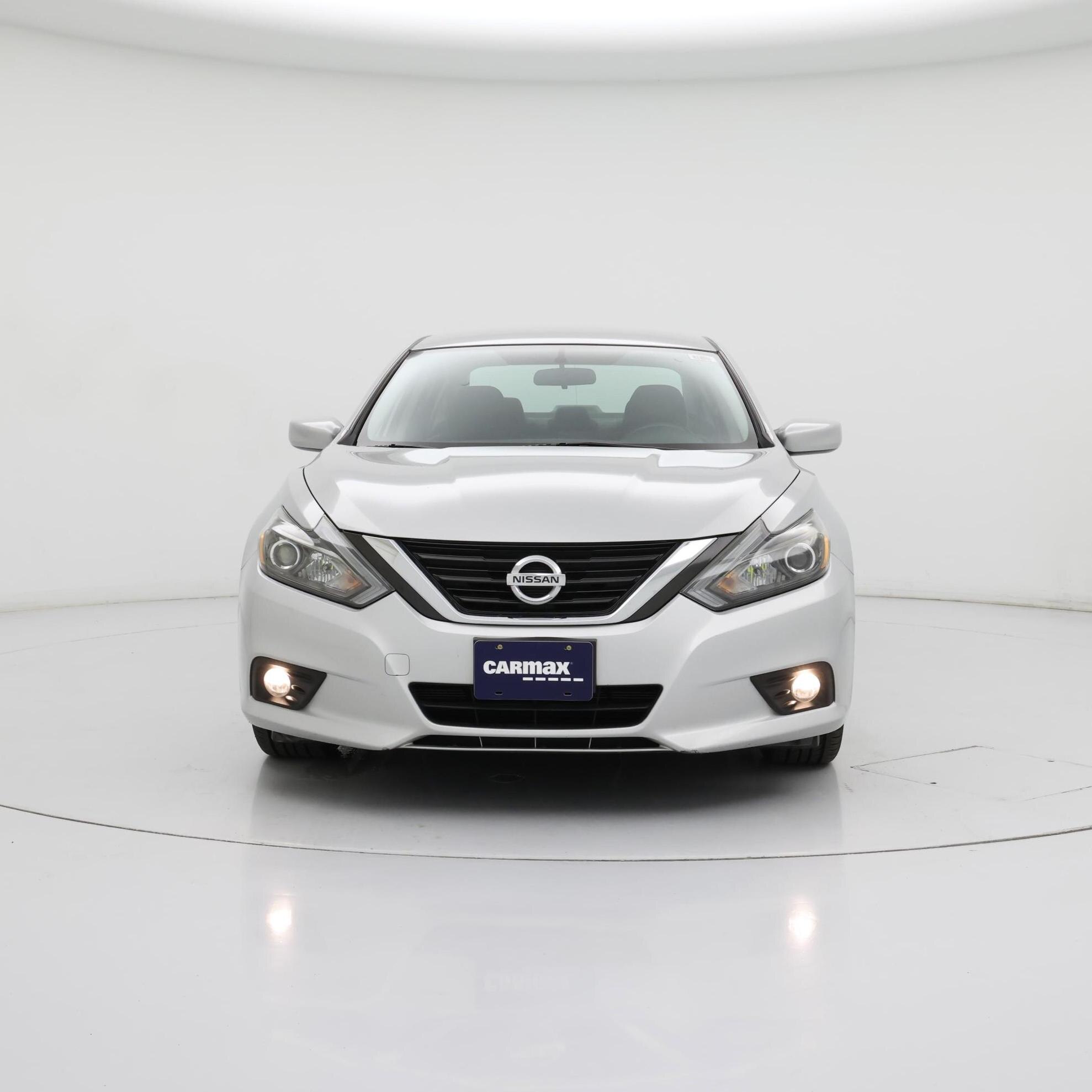 Thumbnail: 2016 Nissan Altima - 5