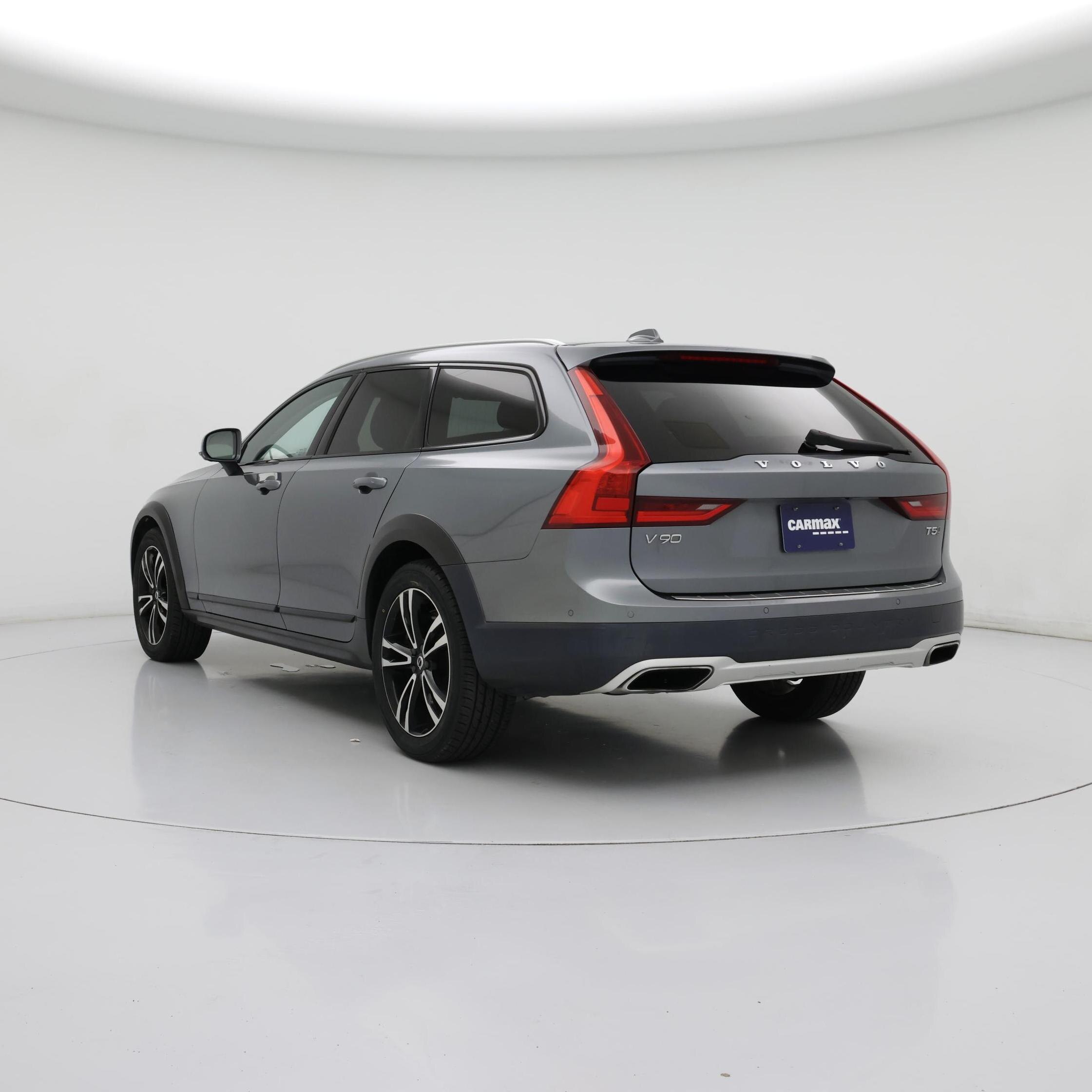 Thumbnail: 2018 Volvo V90 - 2