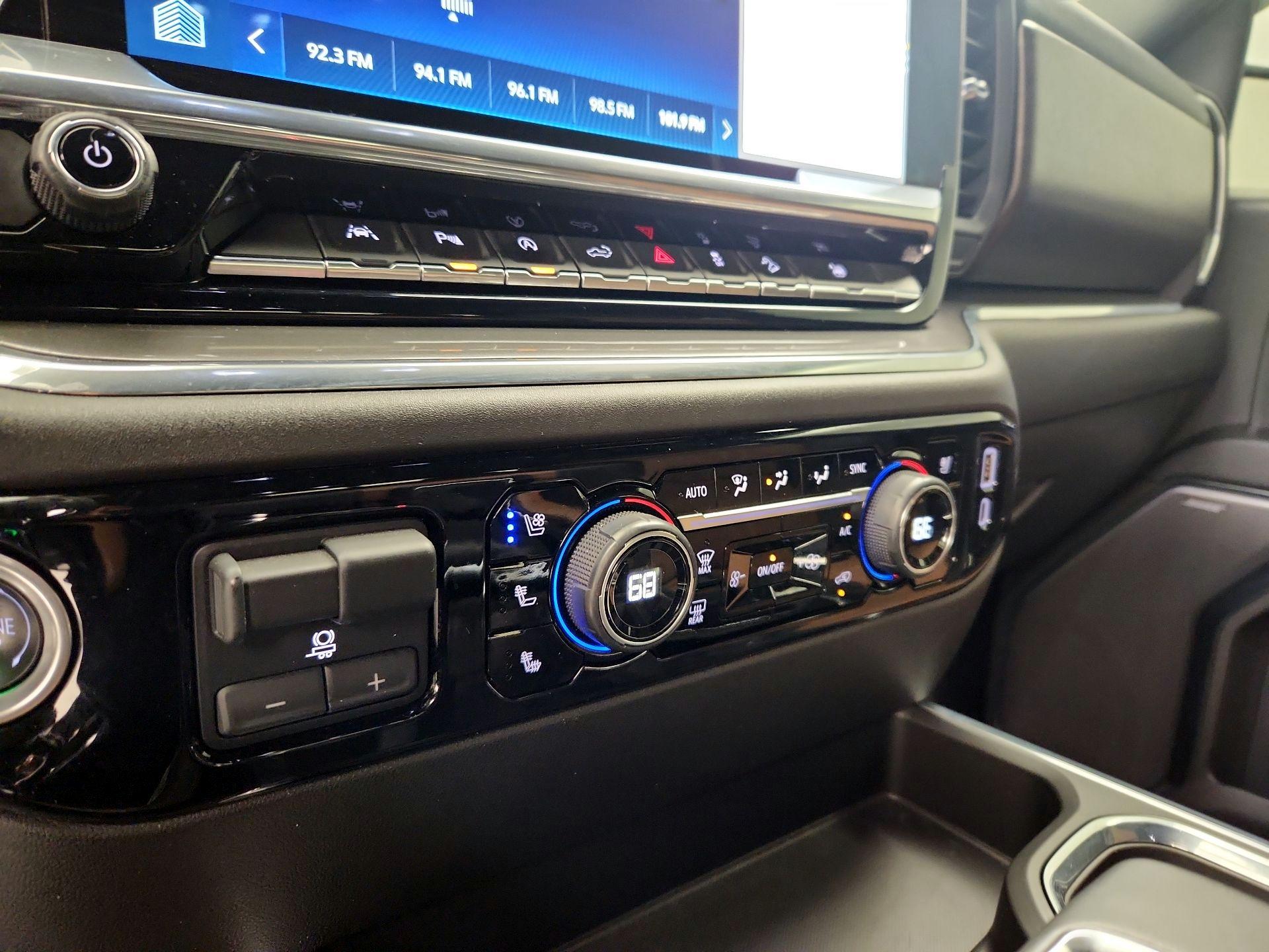 Thumbnail: 2024 Chevrolet Silverado 1500 - 16