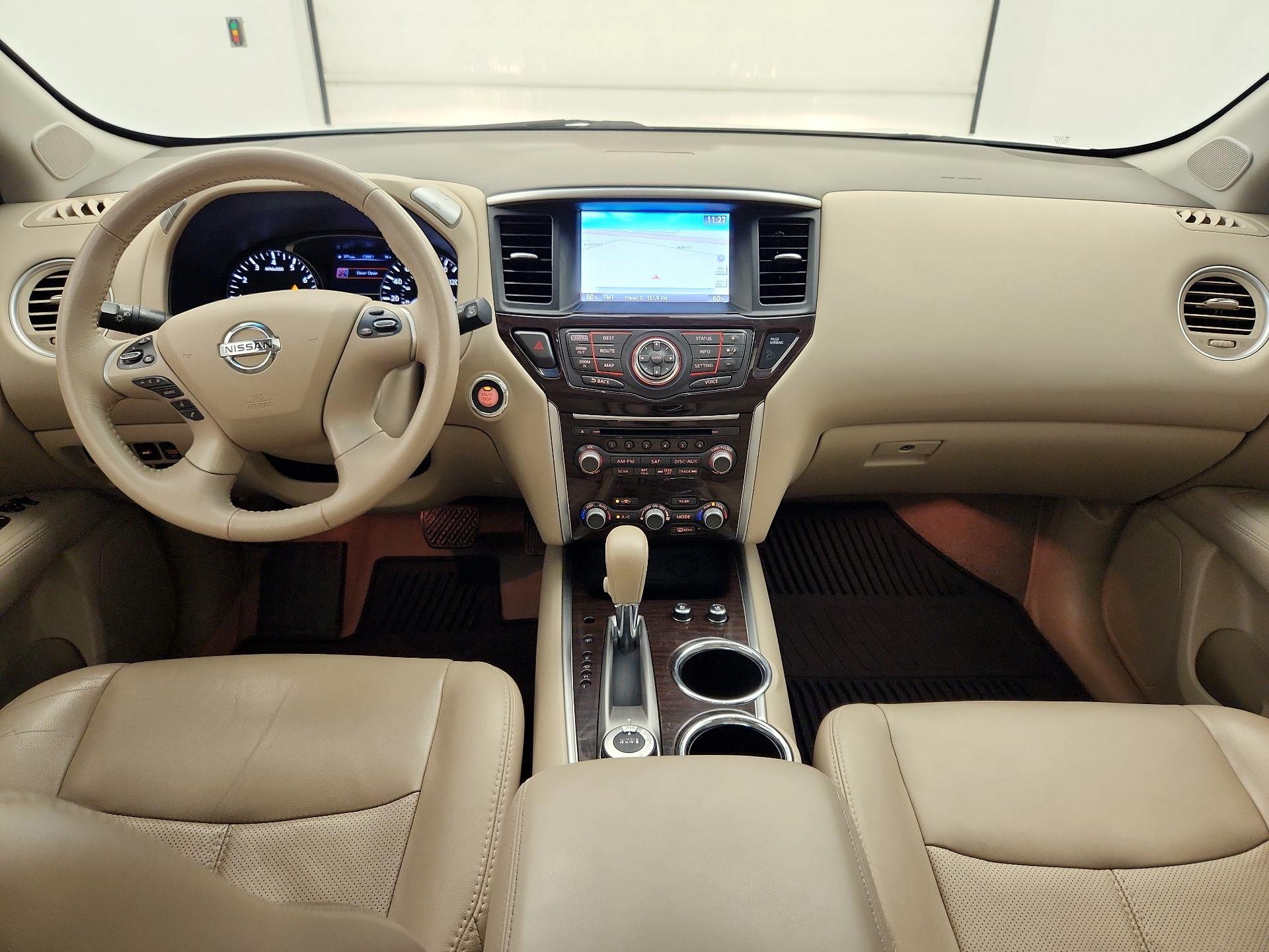Thumbnail: 2014 Nissan Pathfinder - 9
