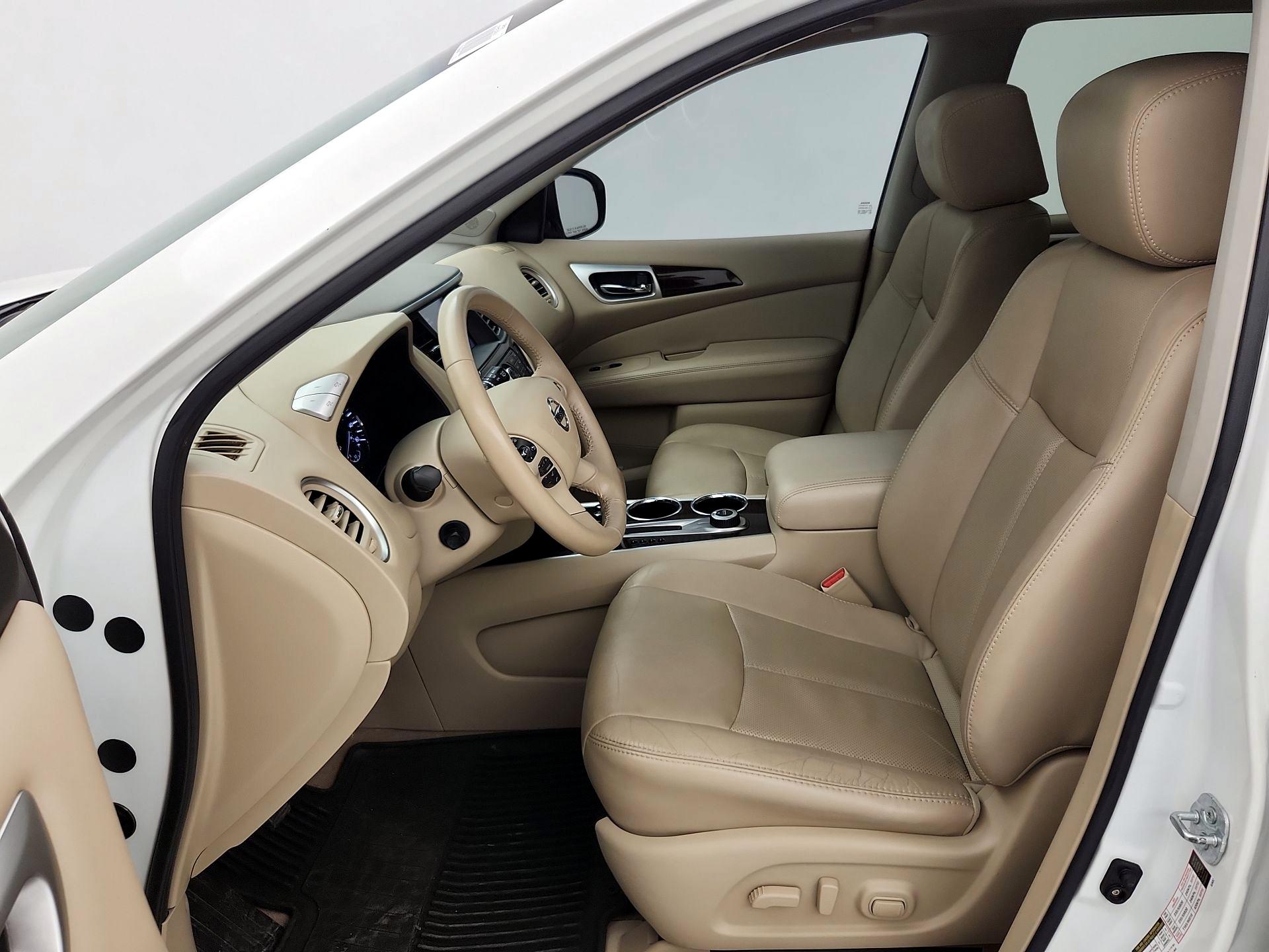 Thumbnail: 2014 Nissan Pathfinder - 11