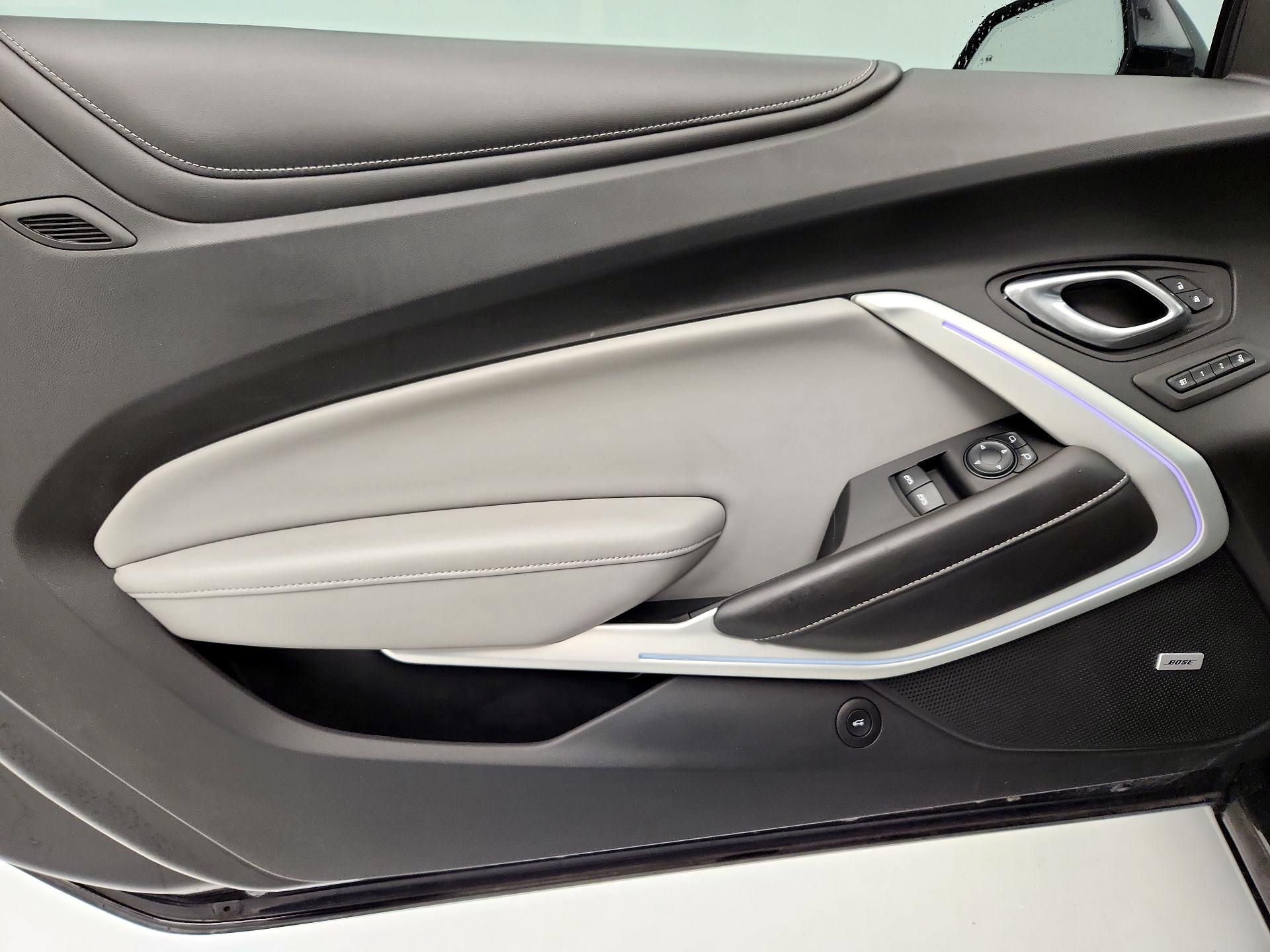 Thumbnail: 2019 Chevrolet Camaro - 12
