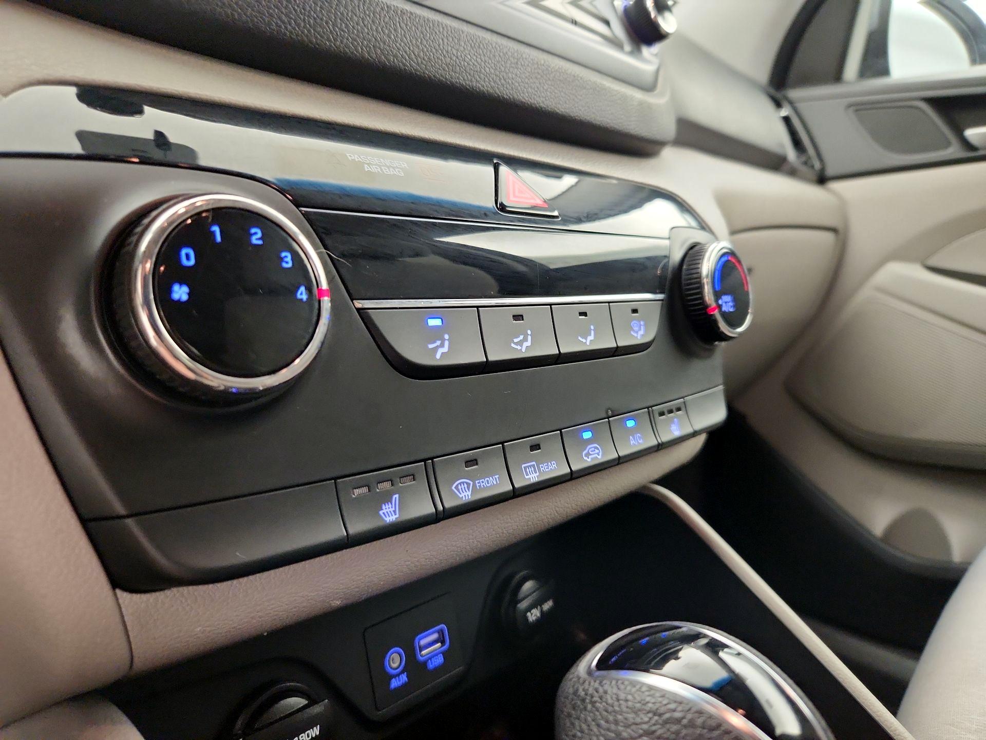 Thumbnail: 2018 Hyundai Tucson - 16