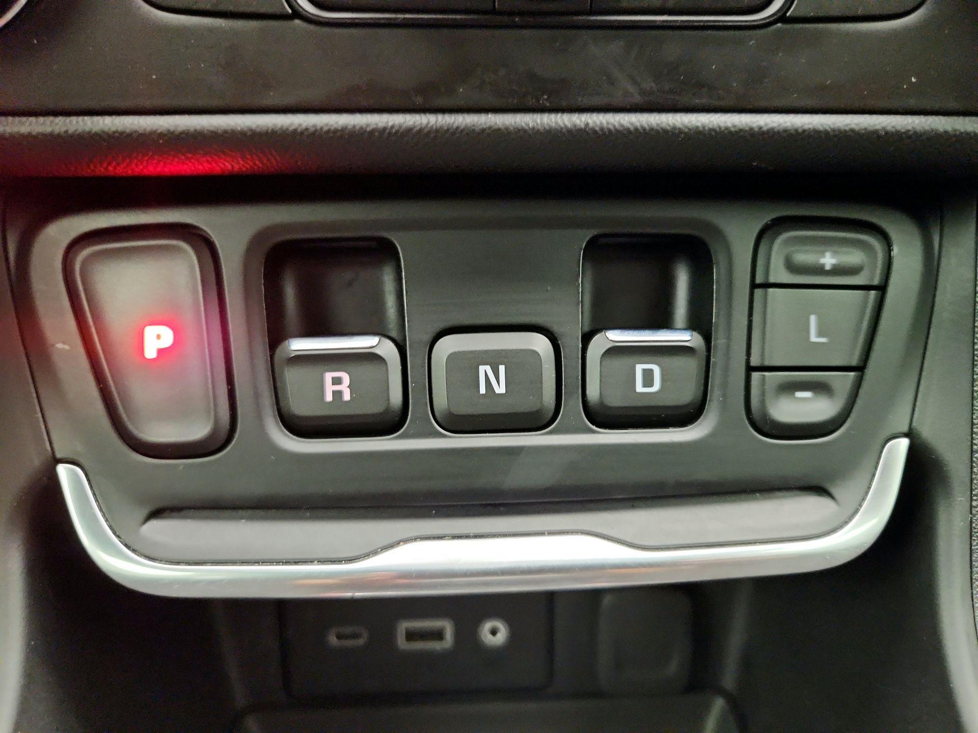 Thumbnail: 2018 GMC Terrain - 17