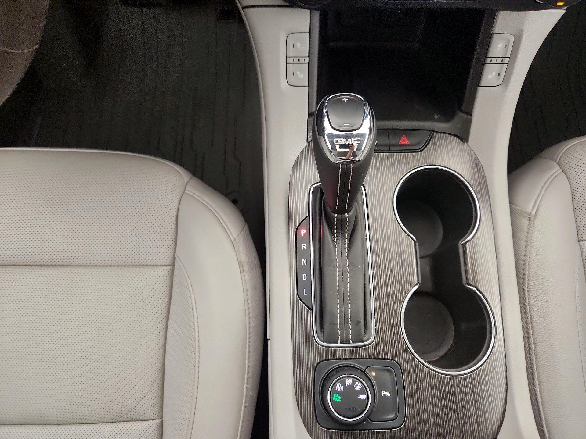 Thumbnail: 2019 GMC Acadia - 17