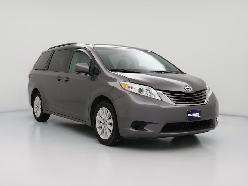 2015 Toyota Sienna LE -
                  Omaha, NE