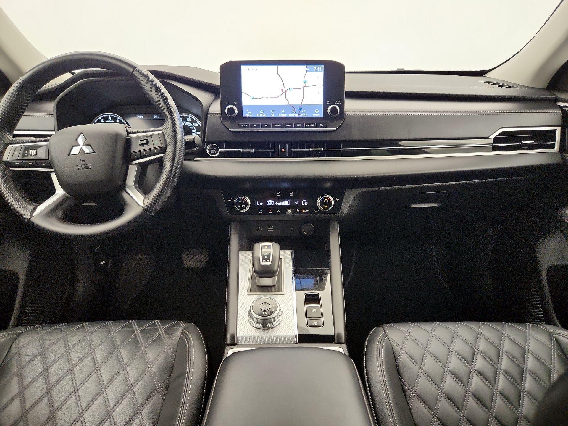 Thumbnail: 2022 Mitsubishi Outlander - 9