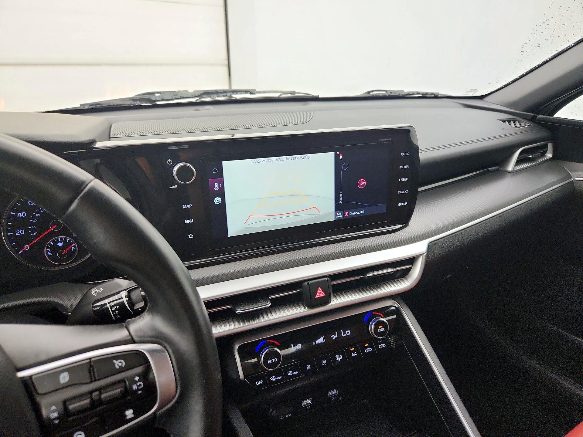 Thumbnail: 2022 Kia K5 - 15