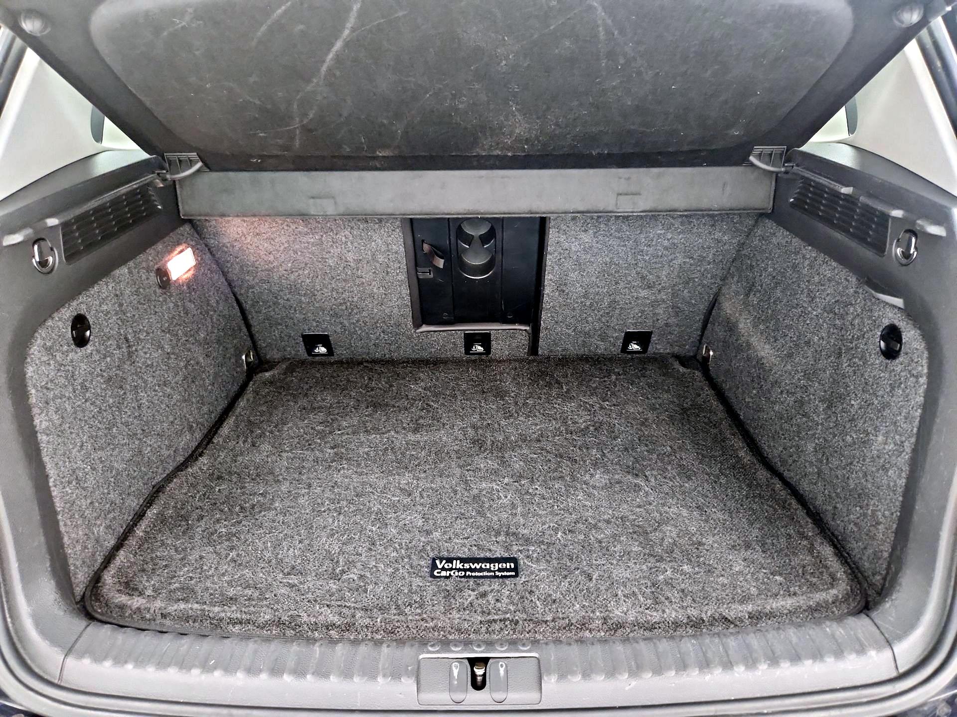 Thumbnail: 2016 Volkswagen Tiguan - 20