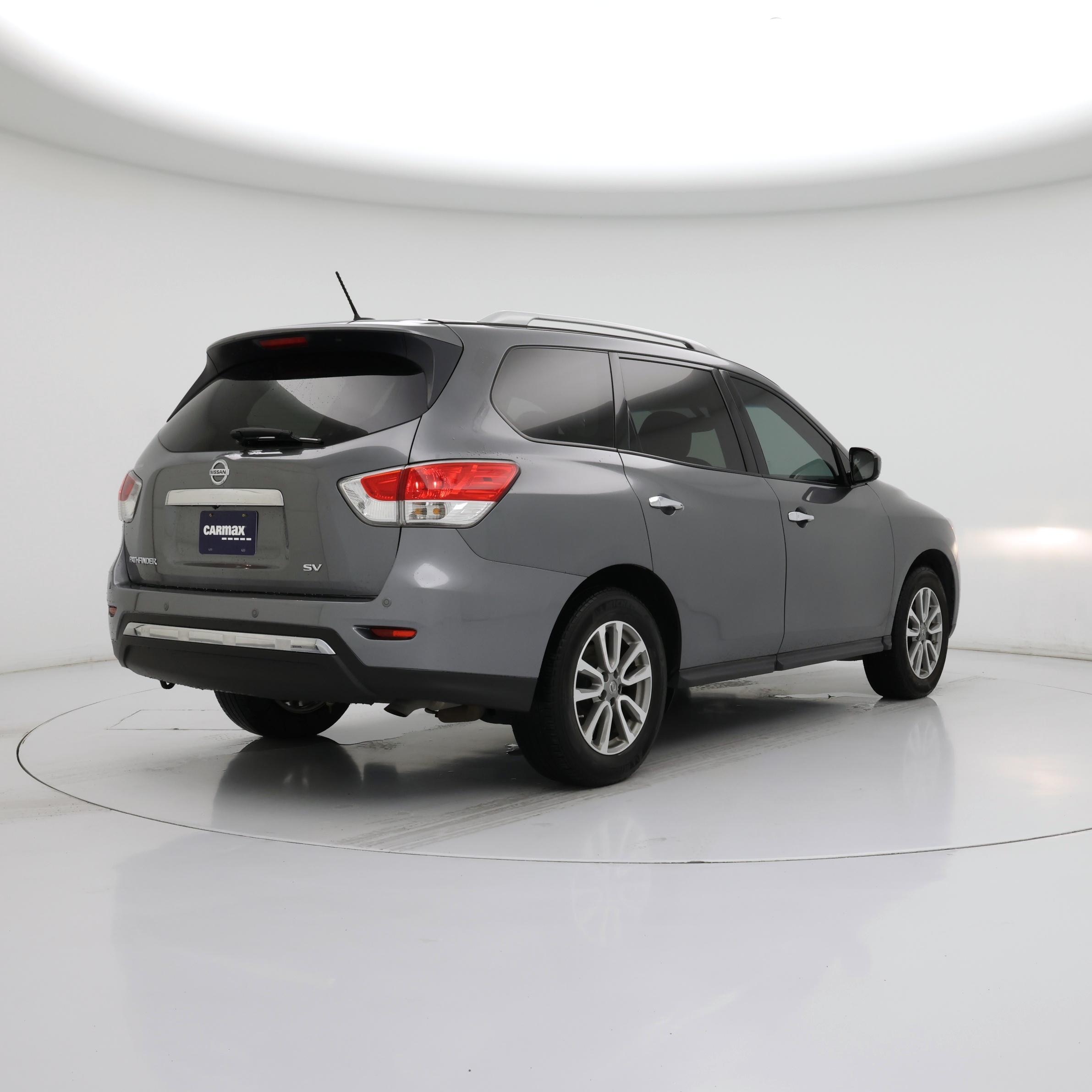 Thumbnail: 2016 Nissan Pathfinder - 8