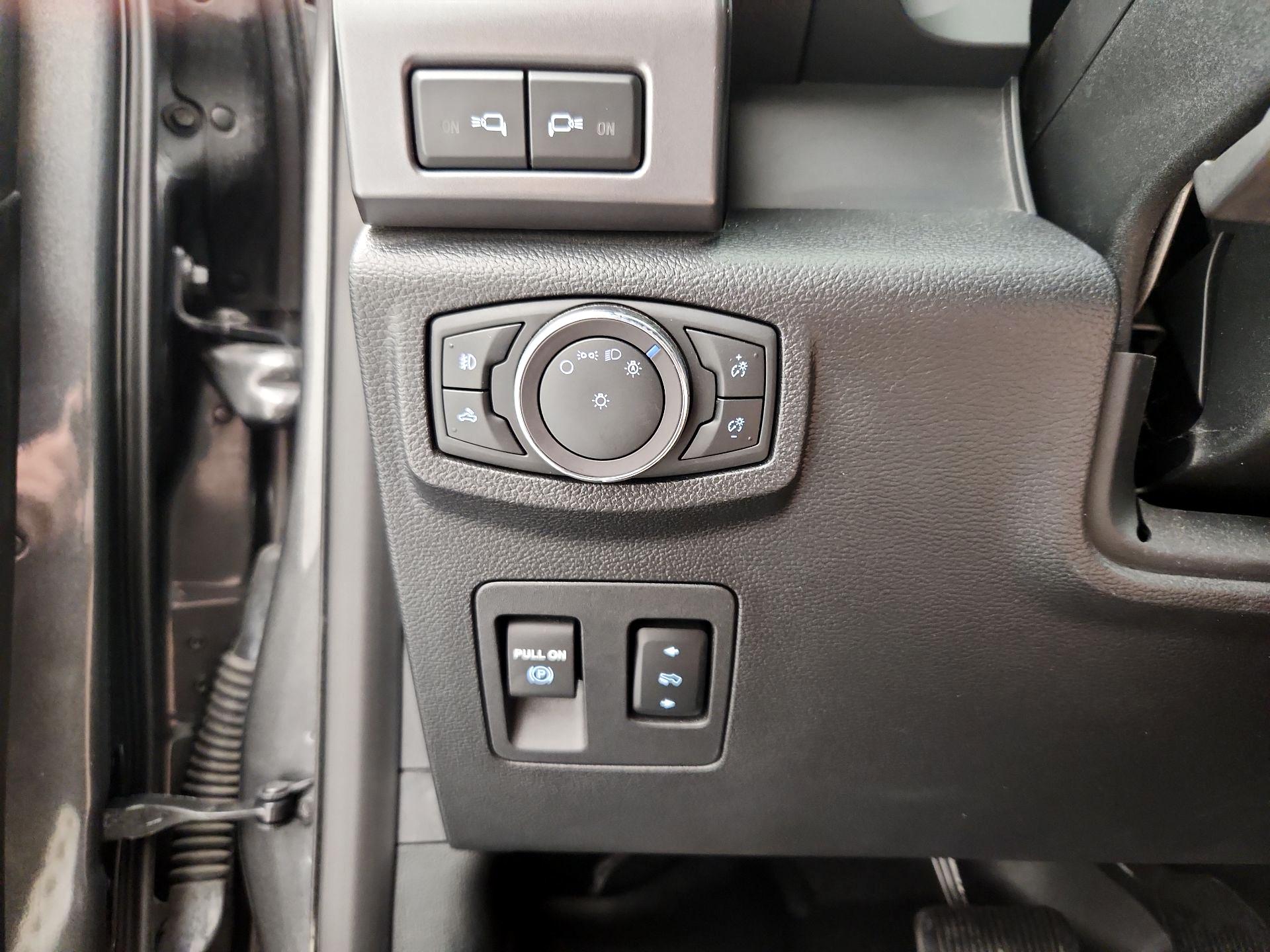 Thumbnail: 2019 Ford F-150 - 13