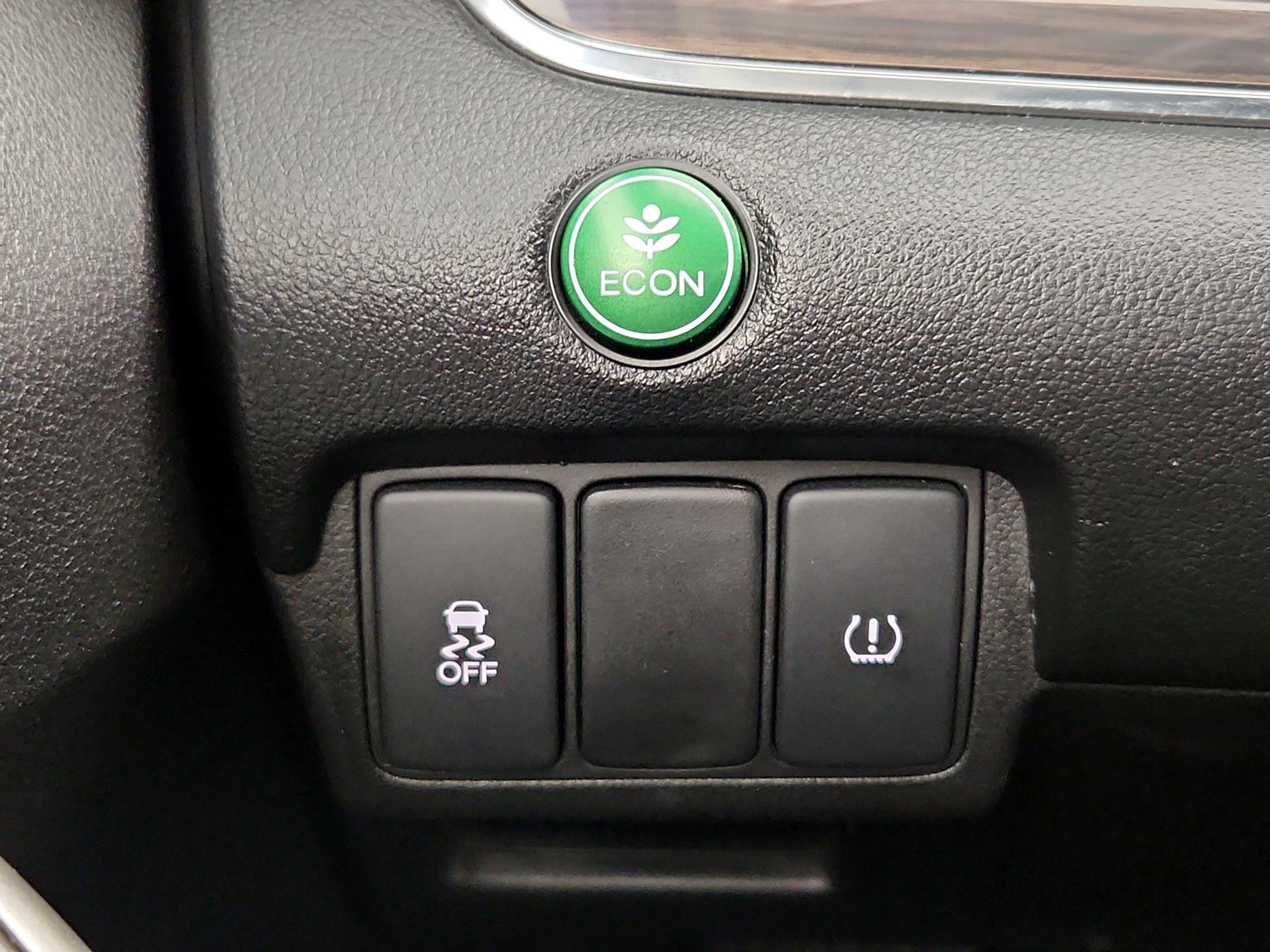 Thumbnail: 2015 Honda CR-V - 13