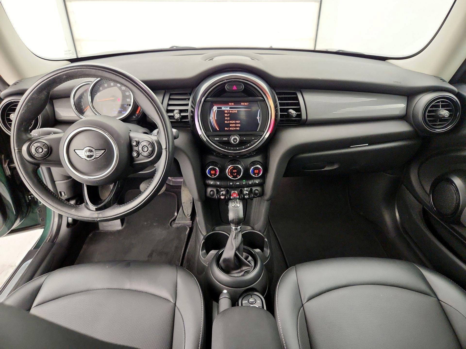 Thumbnail: 2018 MINI Cooper Hardtop - 9