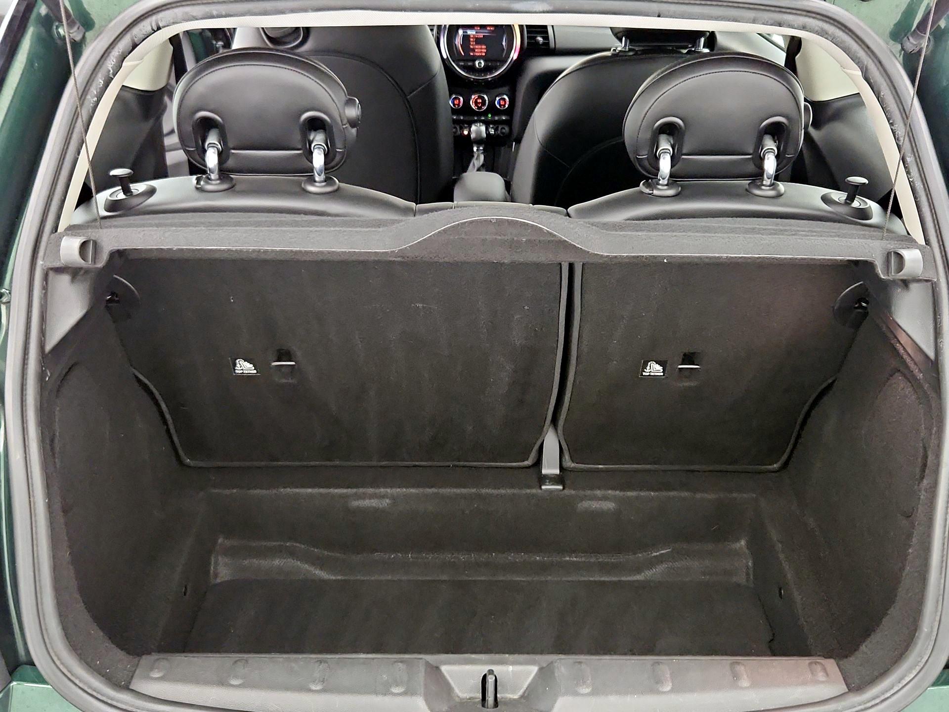 Thumbnail: 2018 MINI Cooper Hardtop - 19