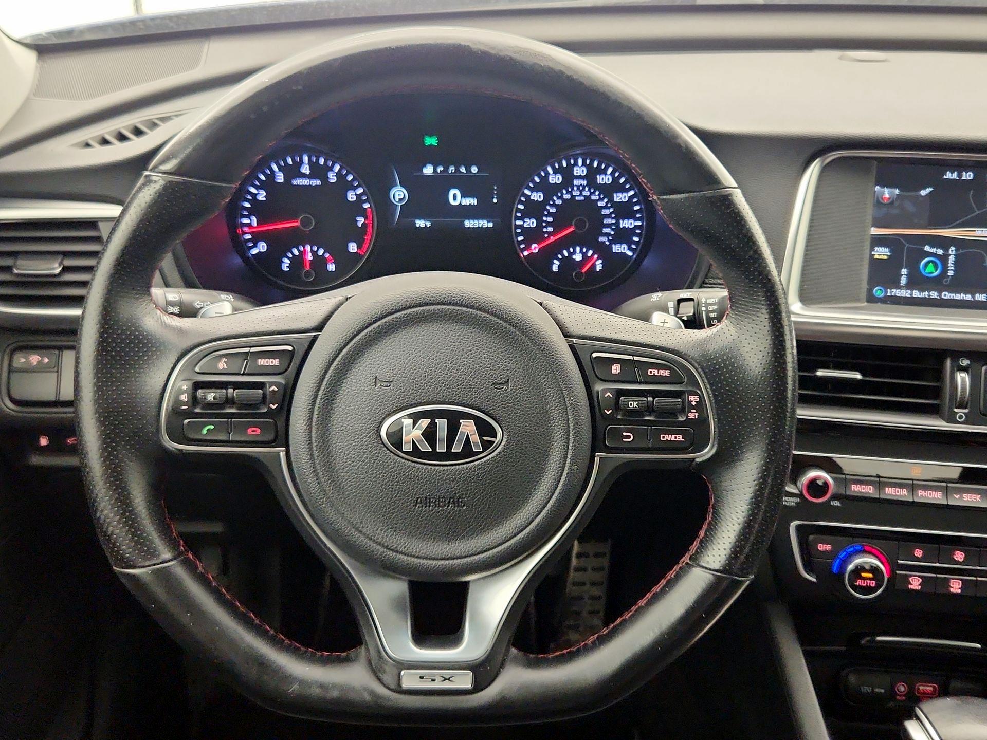 Thumbnail: 2017 Kia Optima - 10