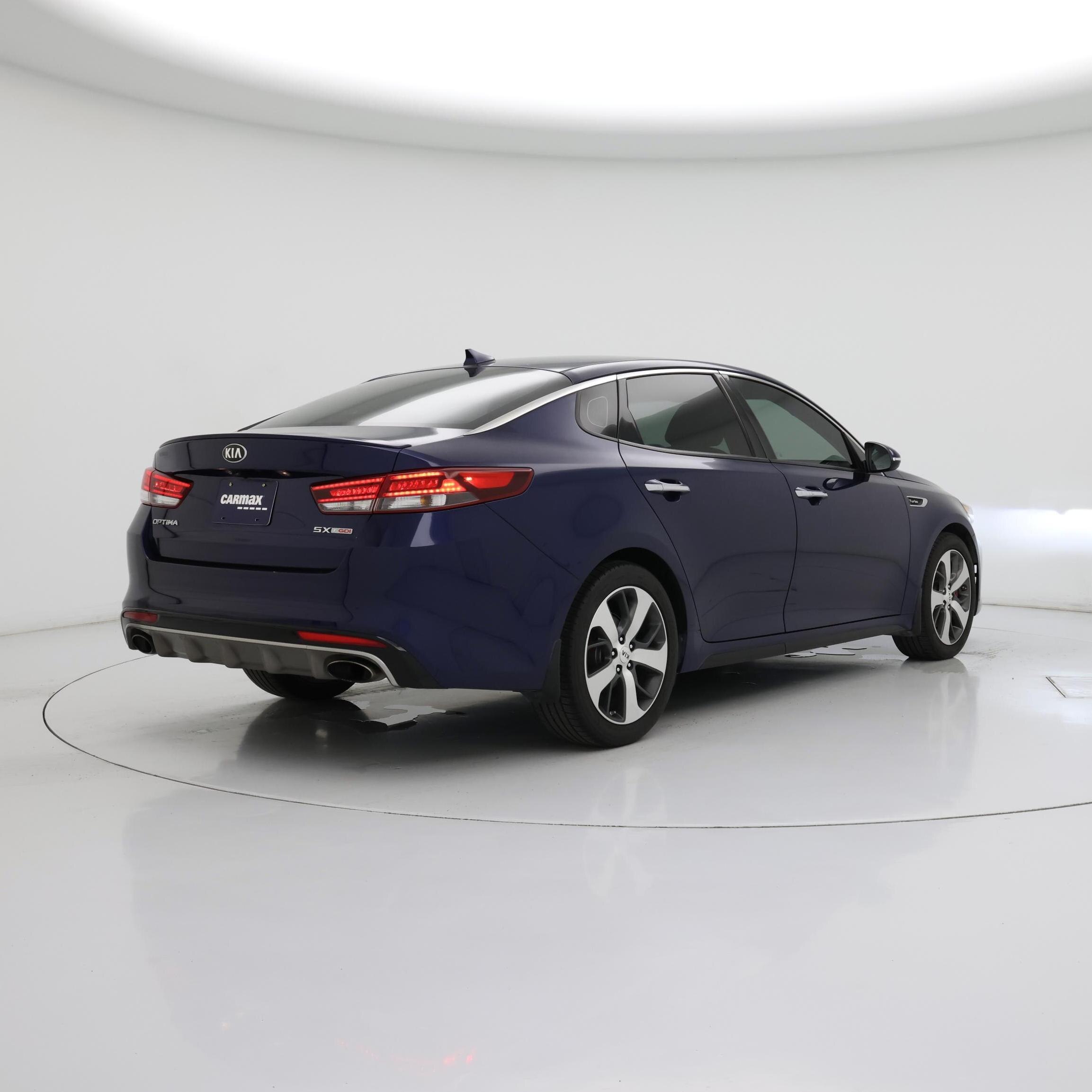 Thumbnail: 2017 Kia Optima - 8