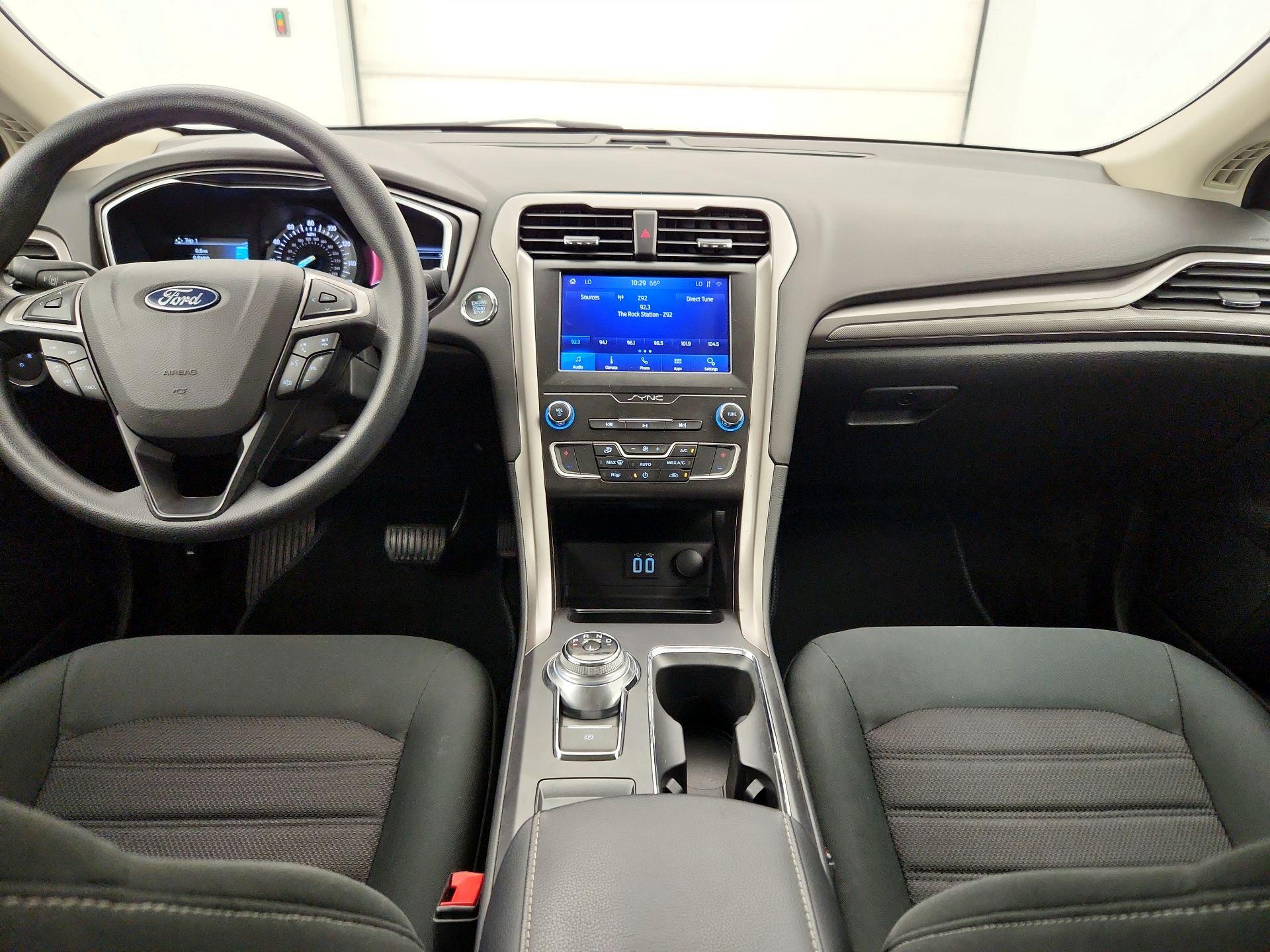 Thumbnail: 2020 Ford Fusion - 9