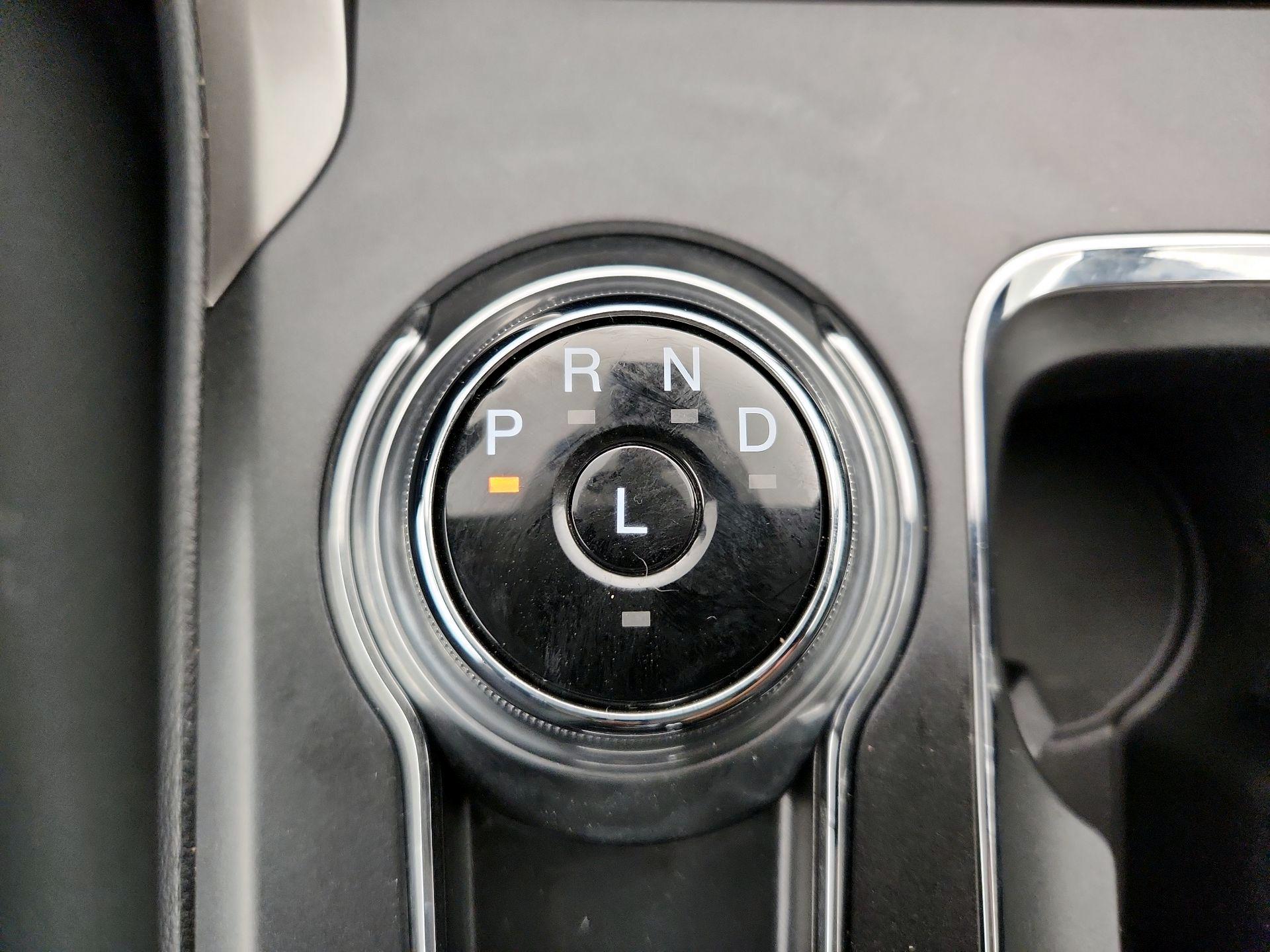 Thumbnail: 2020 Ford Fusion - 17