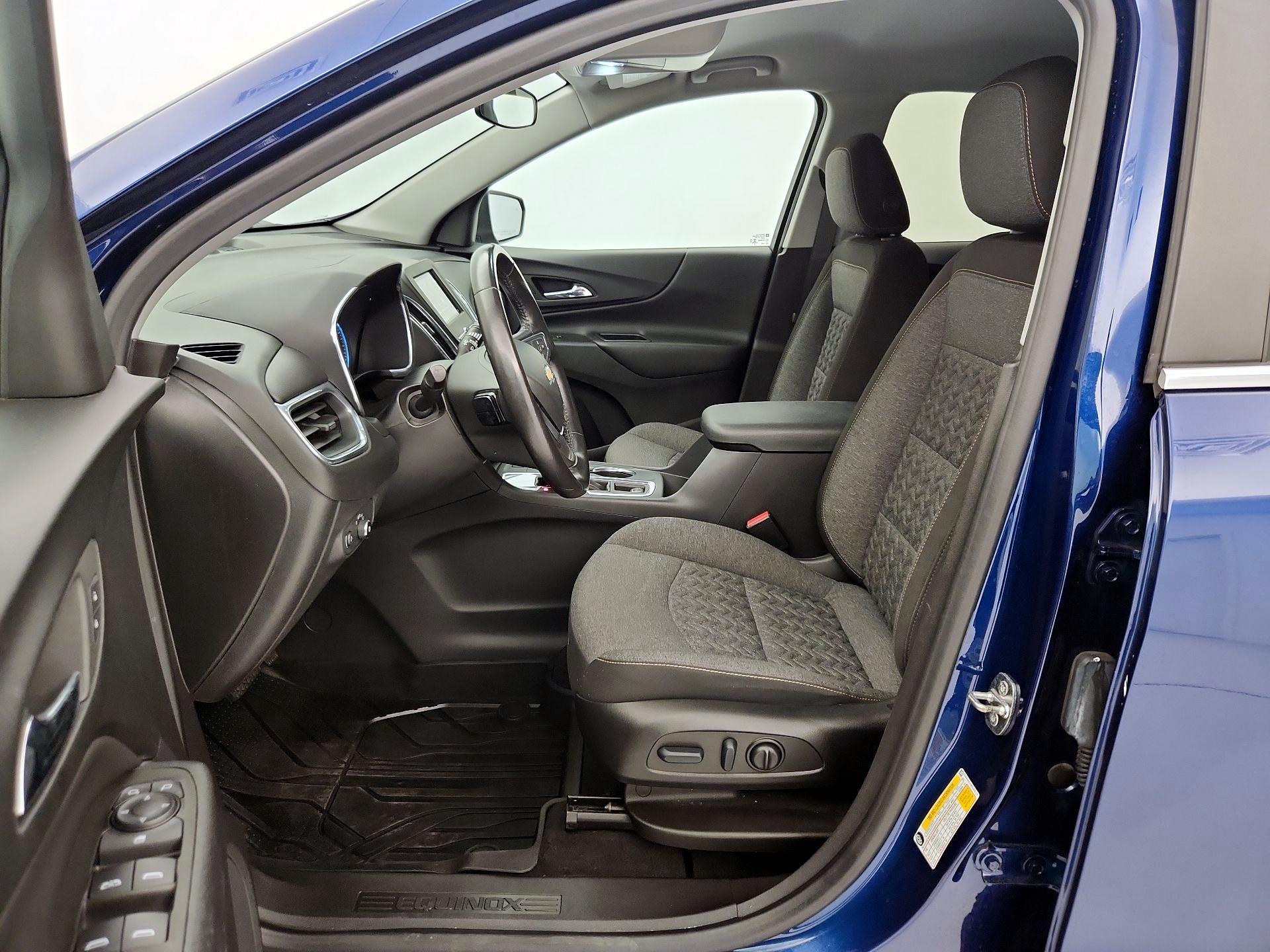 Thumbnail: 2022 Chevrolet Equinox - 11