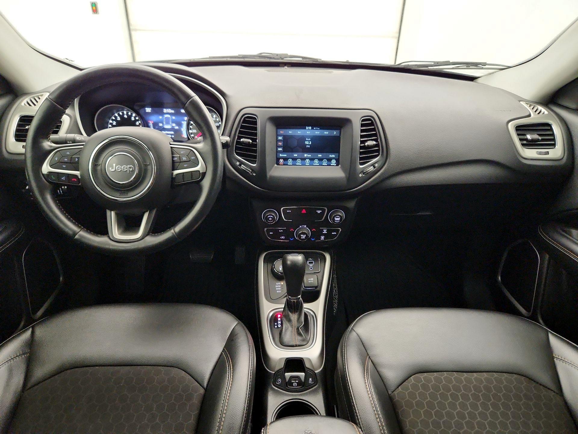 Thumbnail: 2021 Jeep Compass - 9