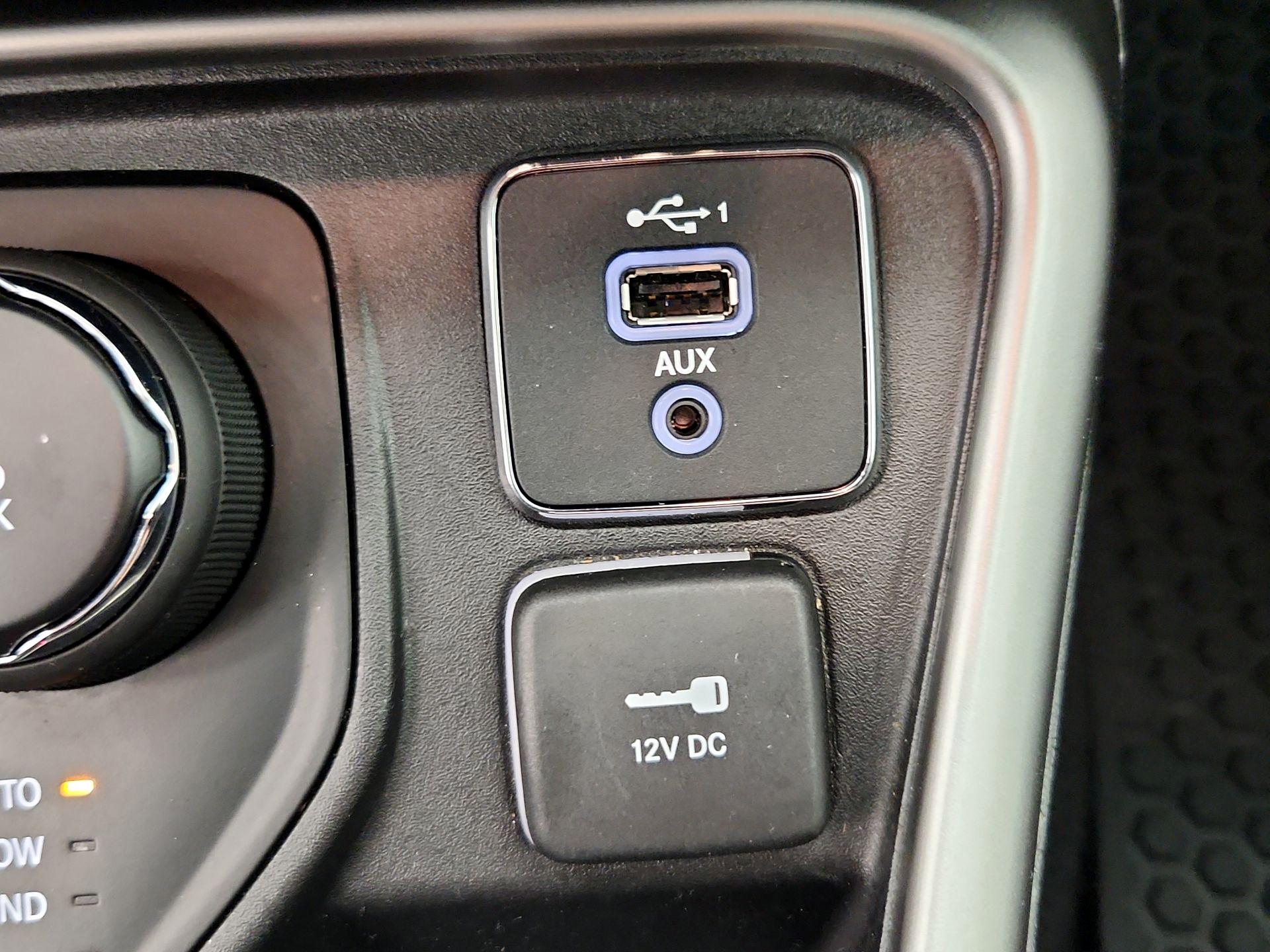 Thumbnail: 2021 Jeep Compass - 18