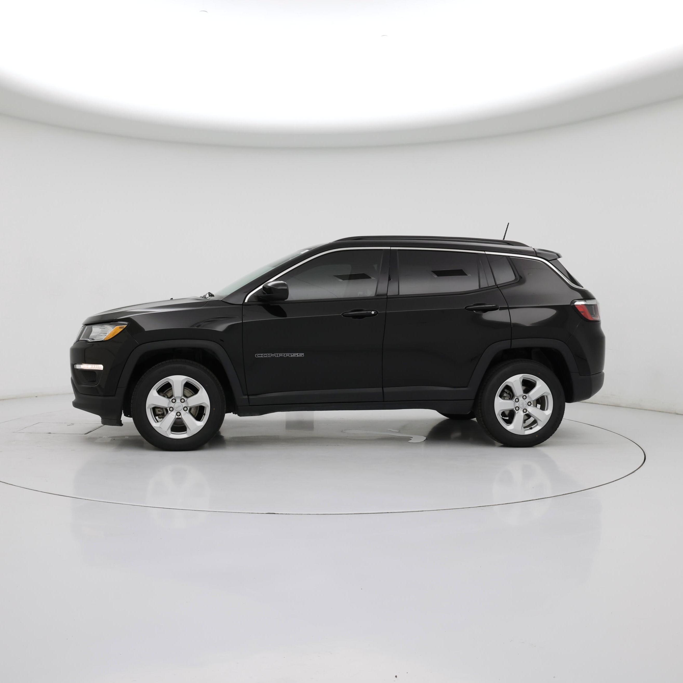 Thumbnail: 2021 Jeep Compass - 3