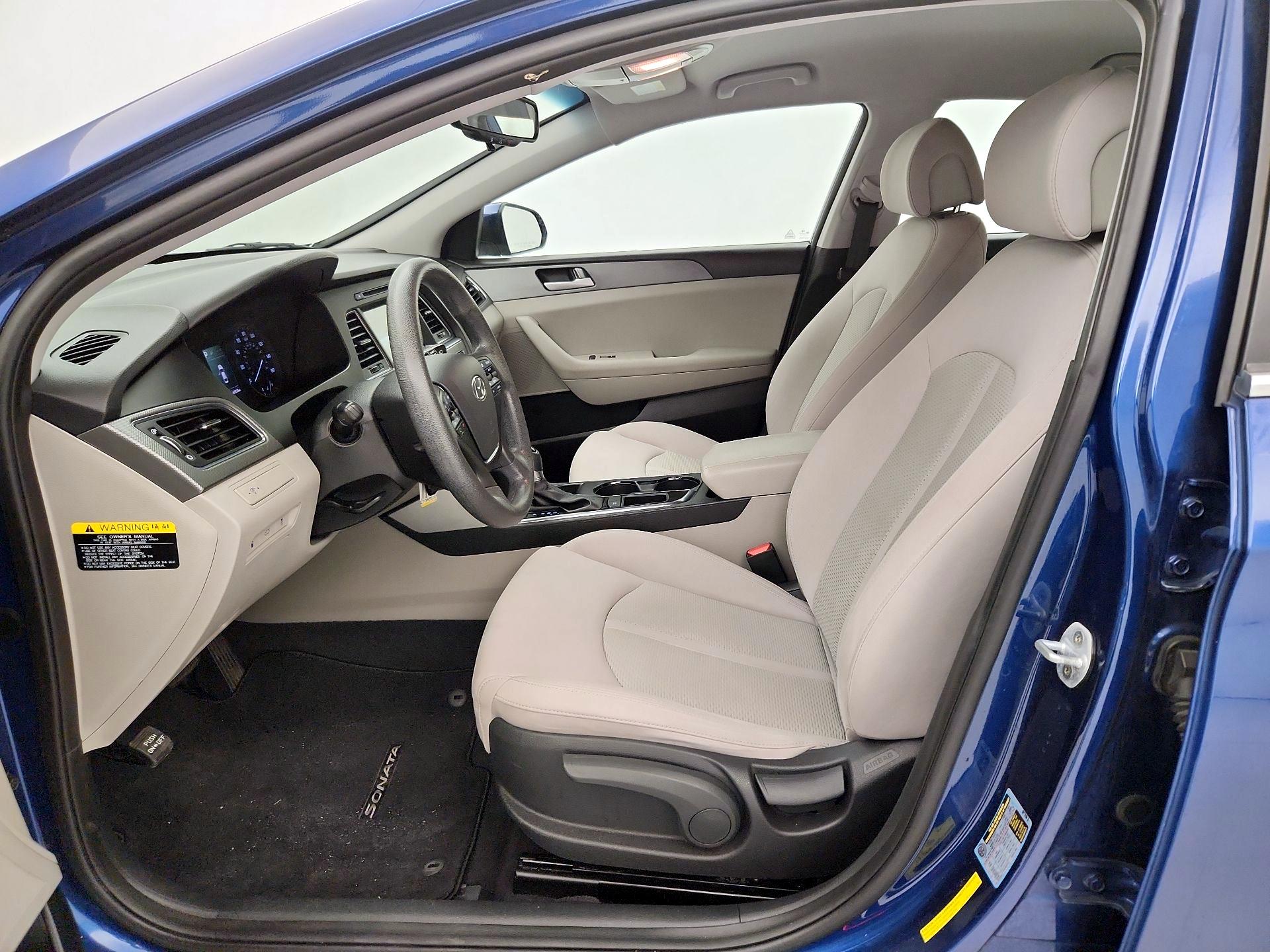 Thumbnail: 2016 Hyundai Sonata - 11